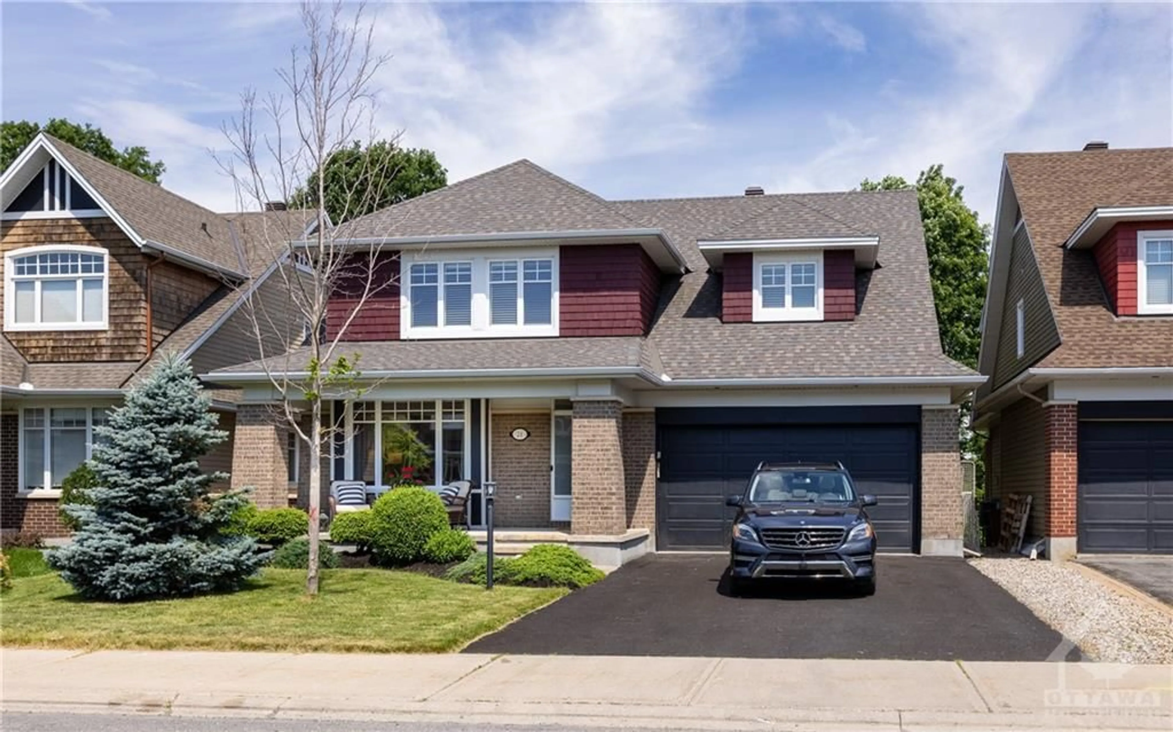 Home with brick exterior material for 21 OAKBRIAR Cres, Ottawa Ontario K2J 5E9