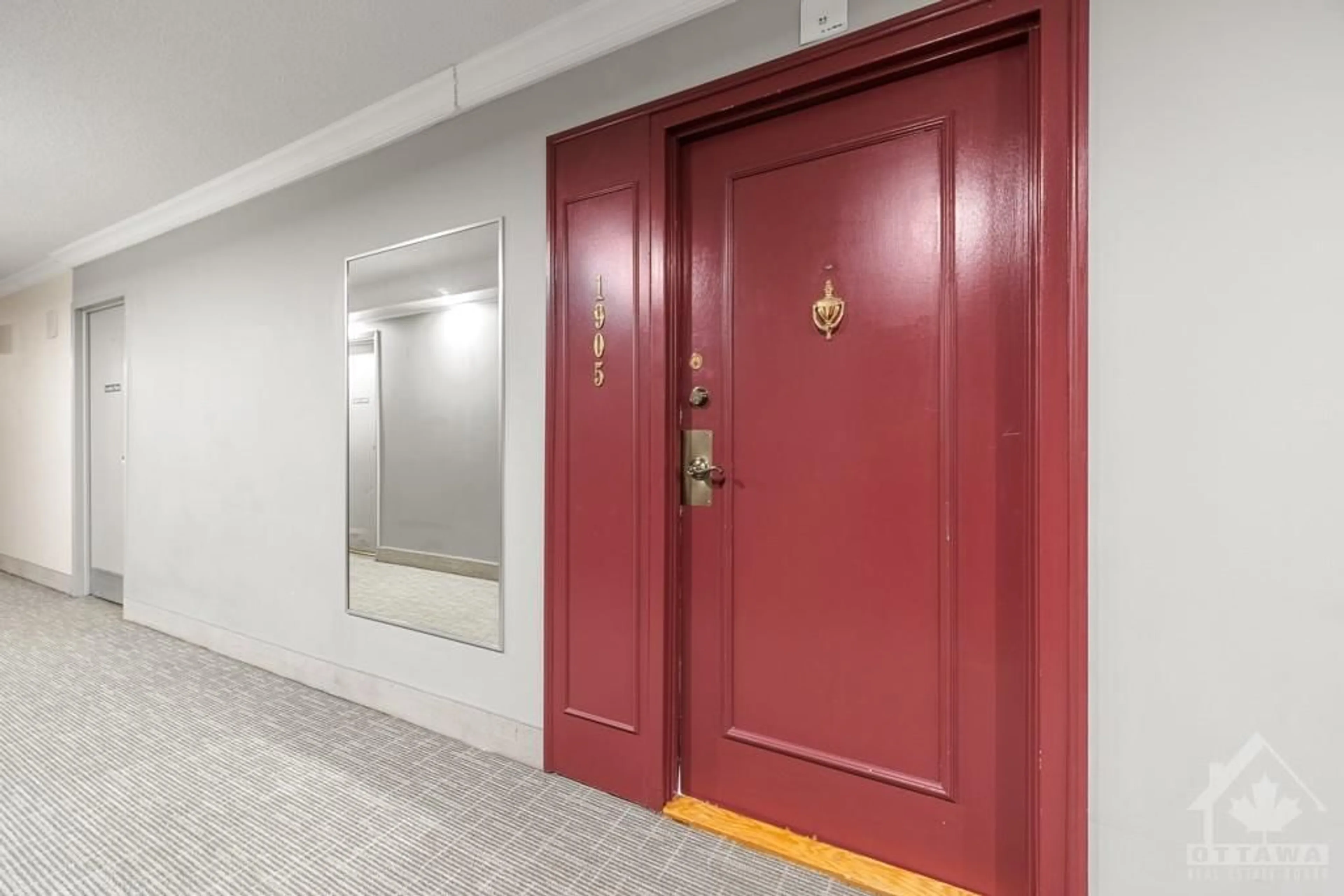 Indoor foyer for 1025 RICHMOND Rd #1905, Ottawa Ontario K2B 8G8