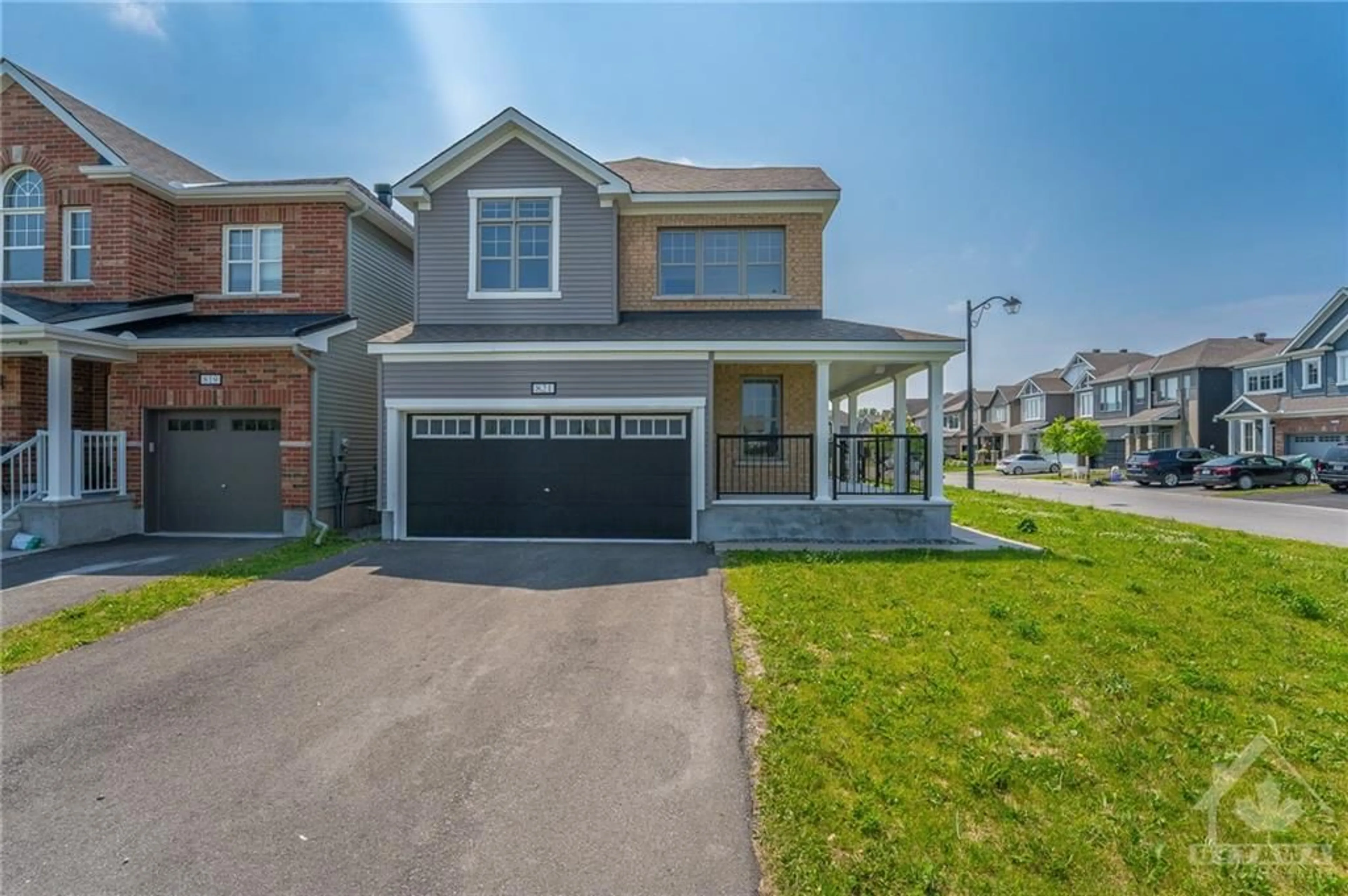 Frontside or backside of a home for 821 HENSLOW'S Cir, Orleans Ontario K4A 5H6