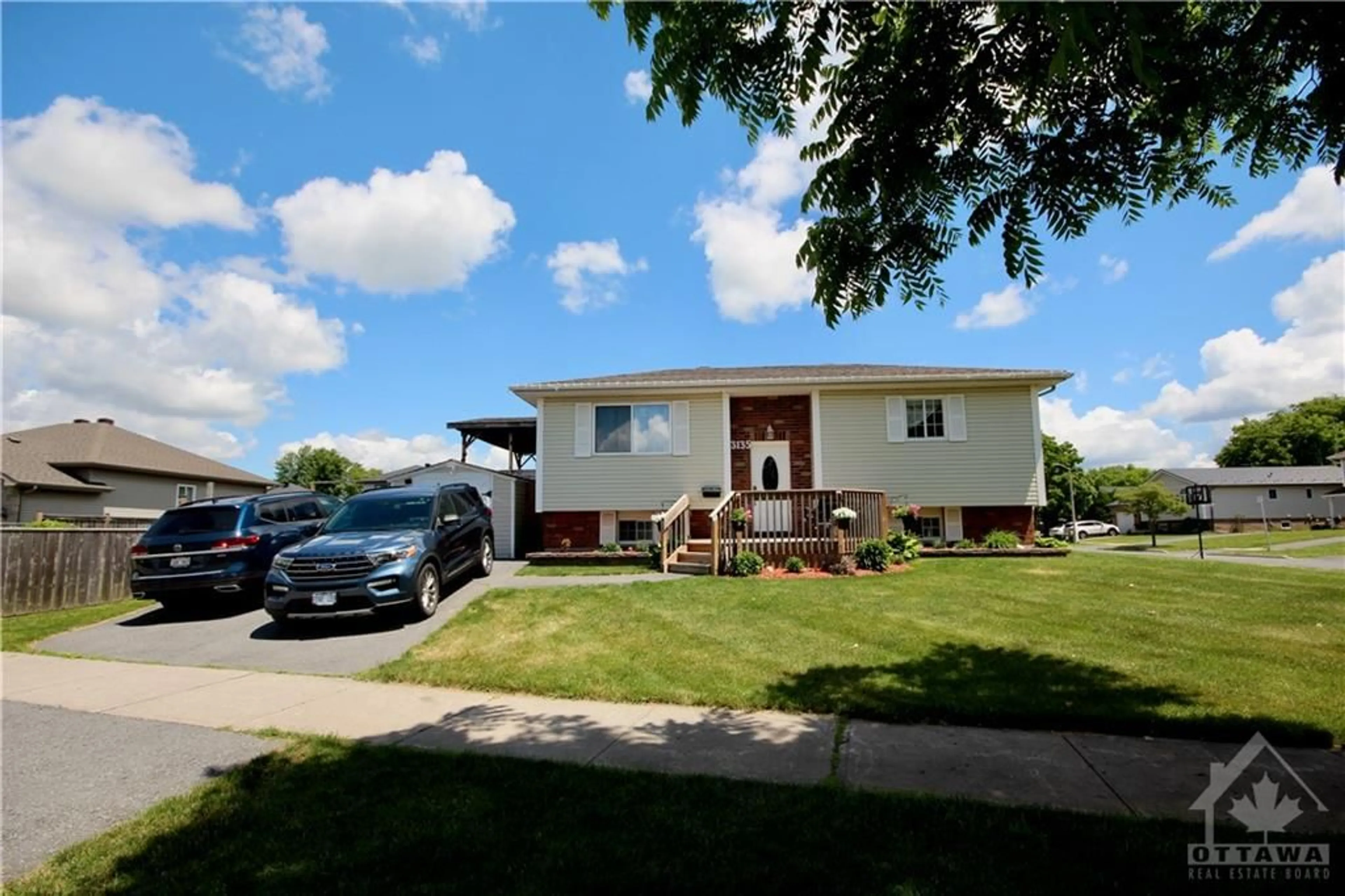 Frontside or backside of a home for 3135 NORTHDALE Dr, Cornwall Ontario K6K 1V7