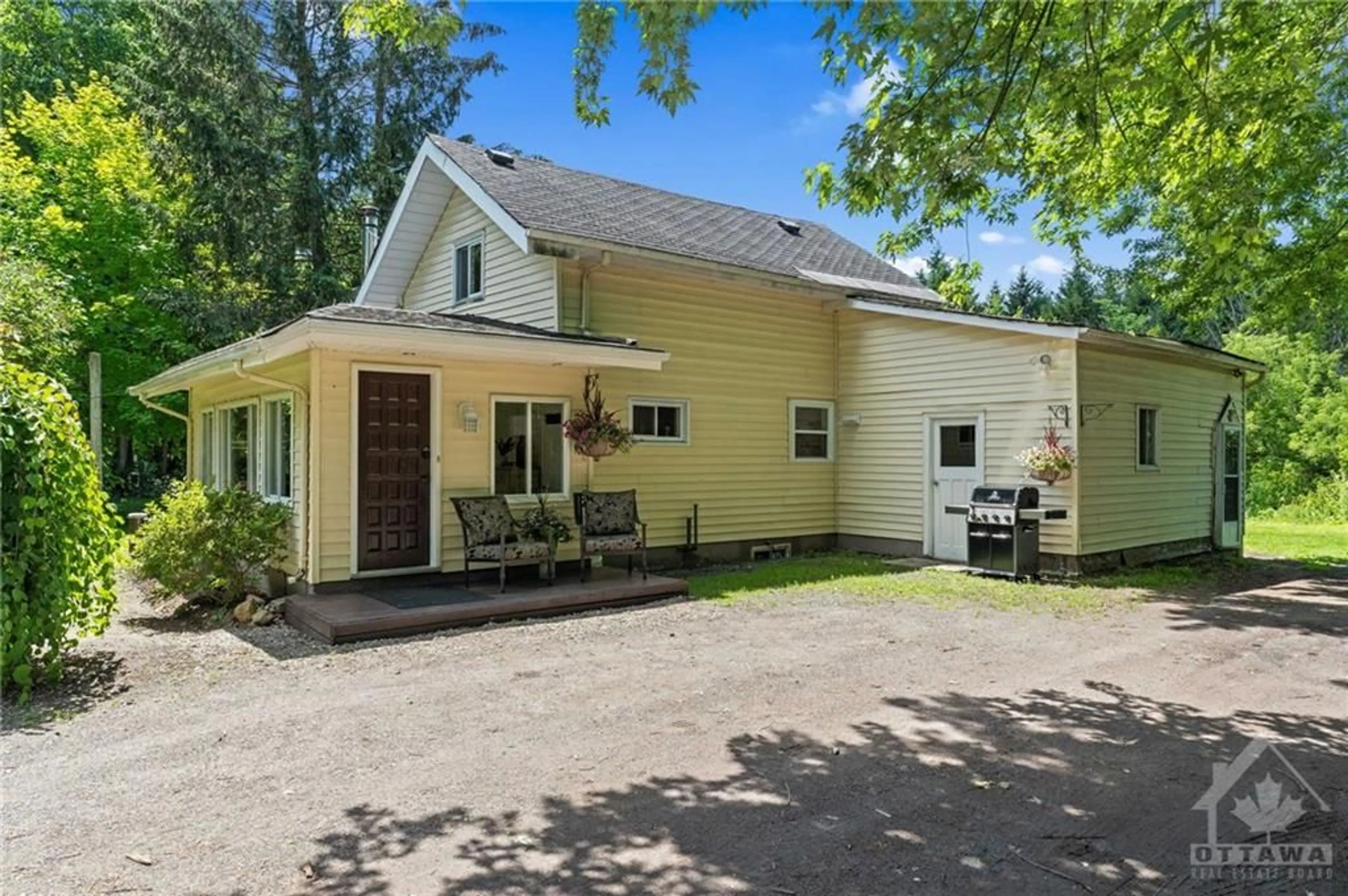 Cottage for 6552 RIDEAU VALLEY Dr, Manotick Ontario K4M 1B3