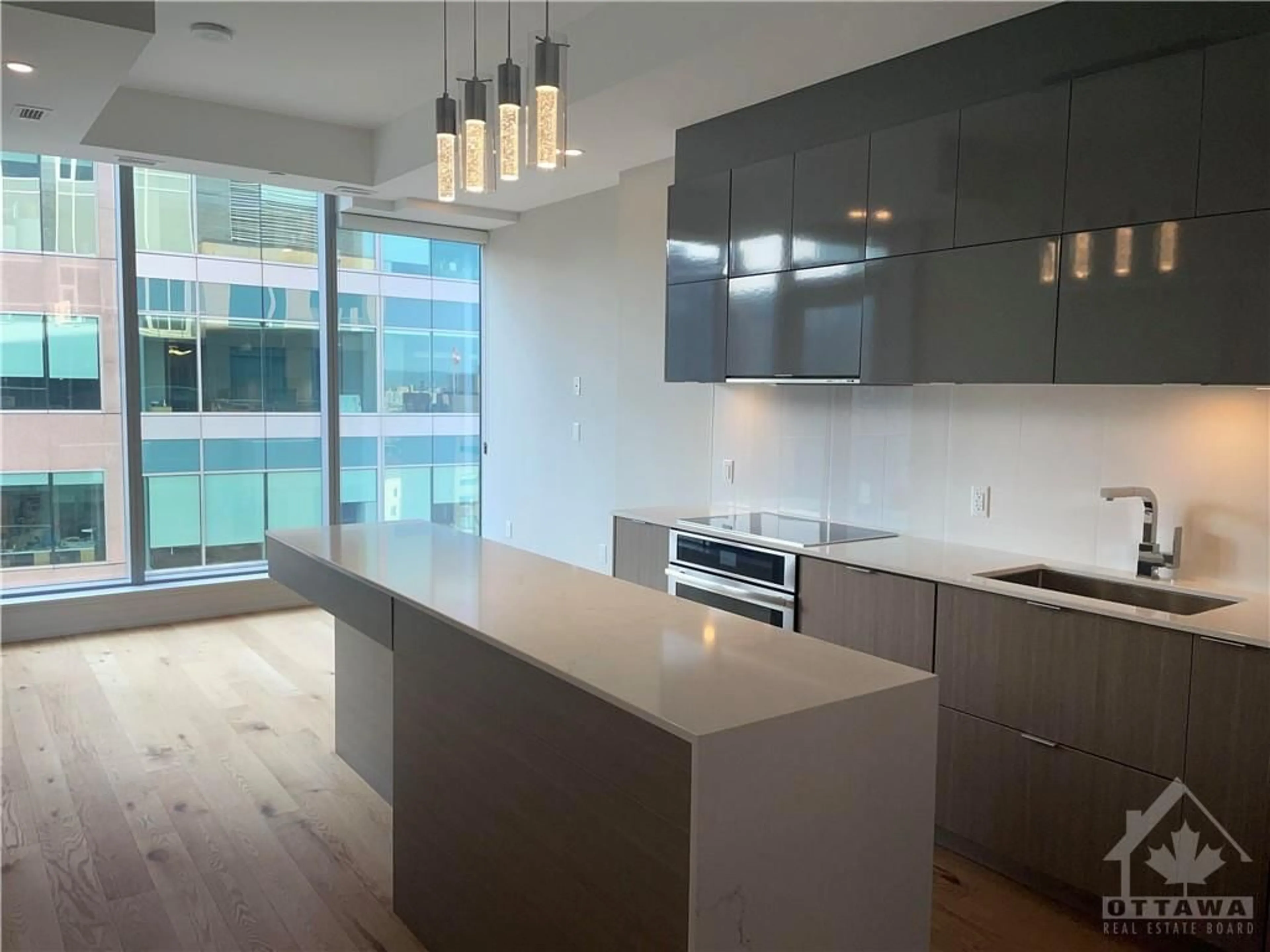 Open concept kitchen for 101 QUEEN St #1605, Ottawa Ontario K1P 0B7