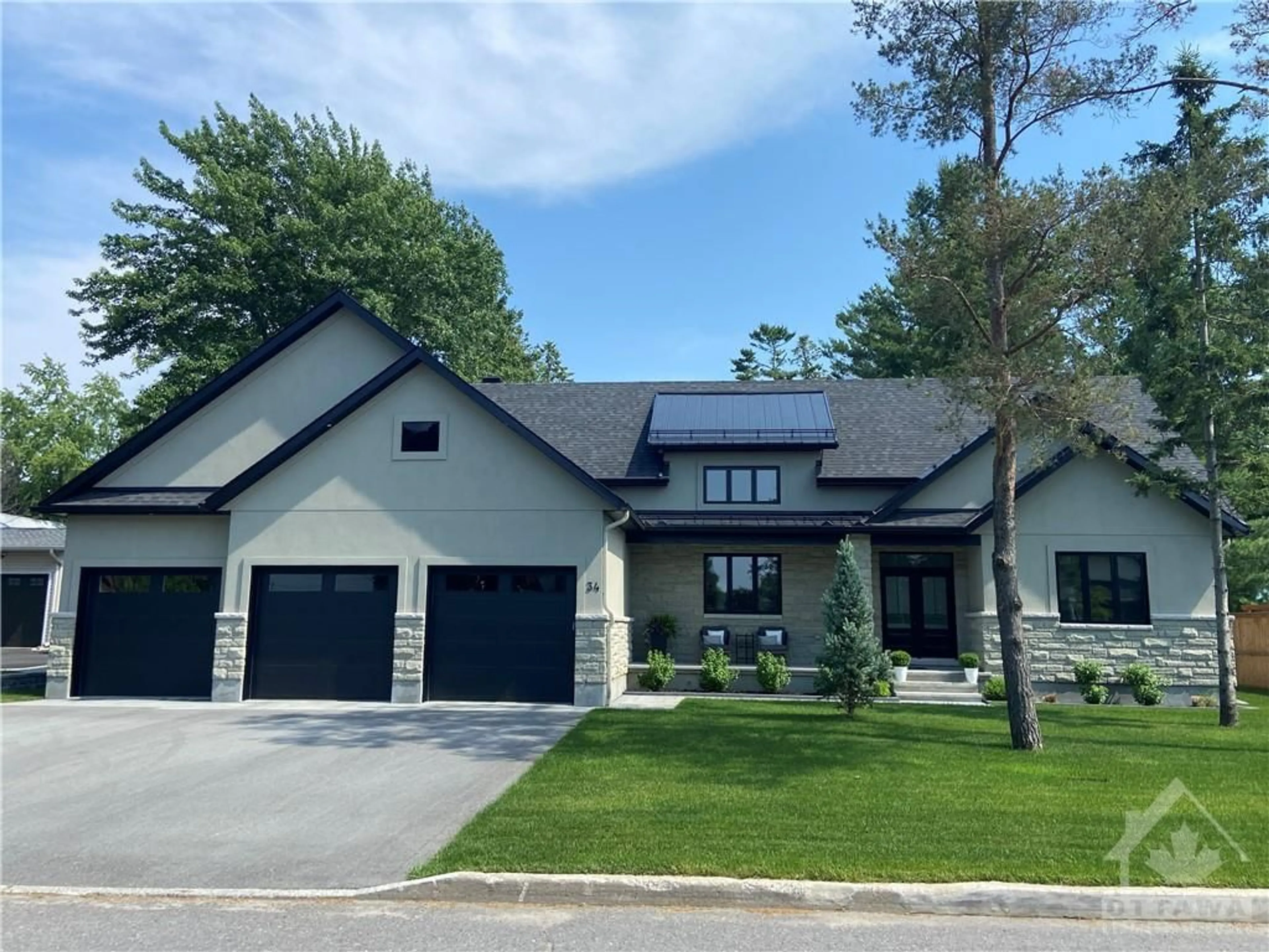 Frontside or backside of a home for 34 MANCHESTER St, Stittsville Ontario K2S 0R9