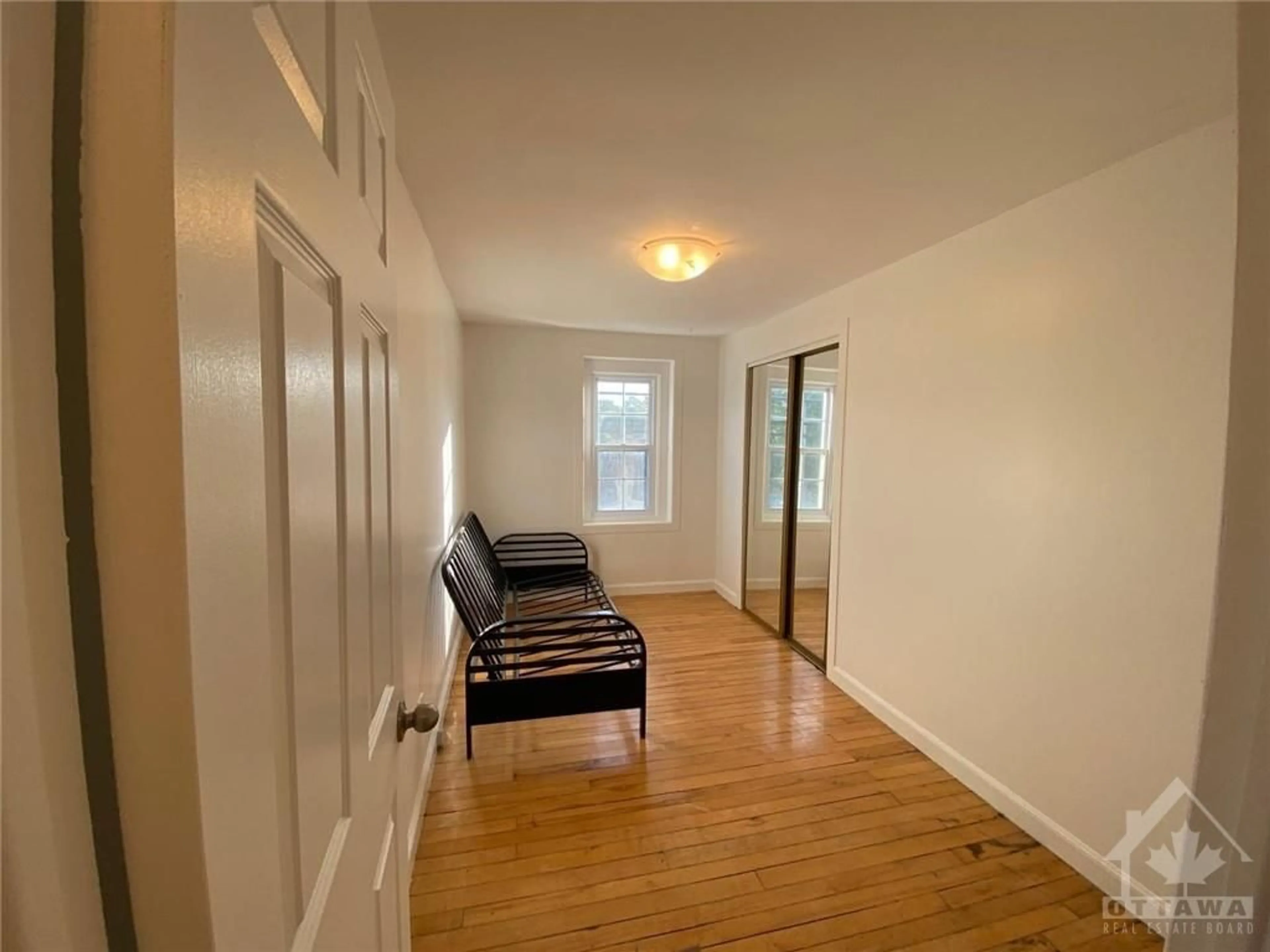 A pic of a room for 713 ST LAURENT Blvd, Ottawa Ontario K1K 3A6