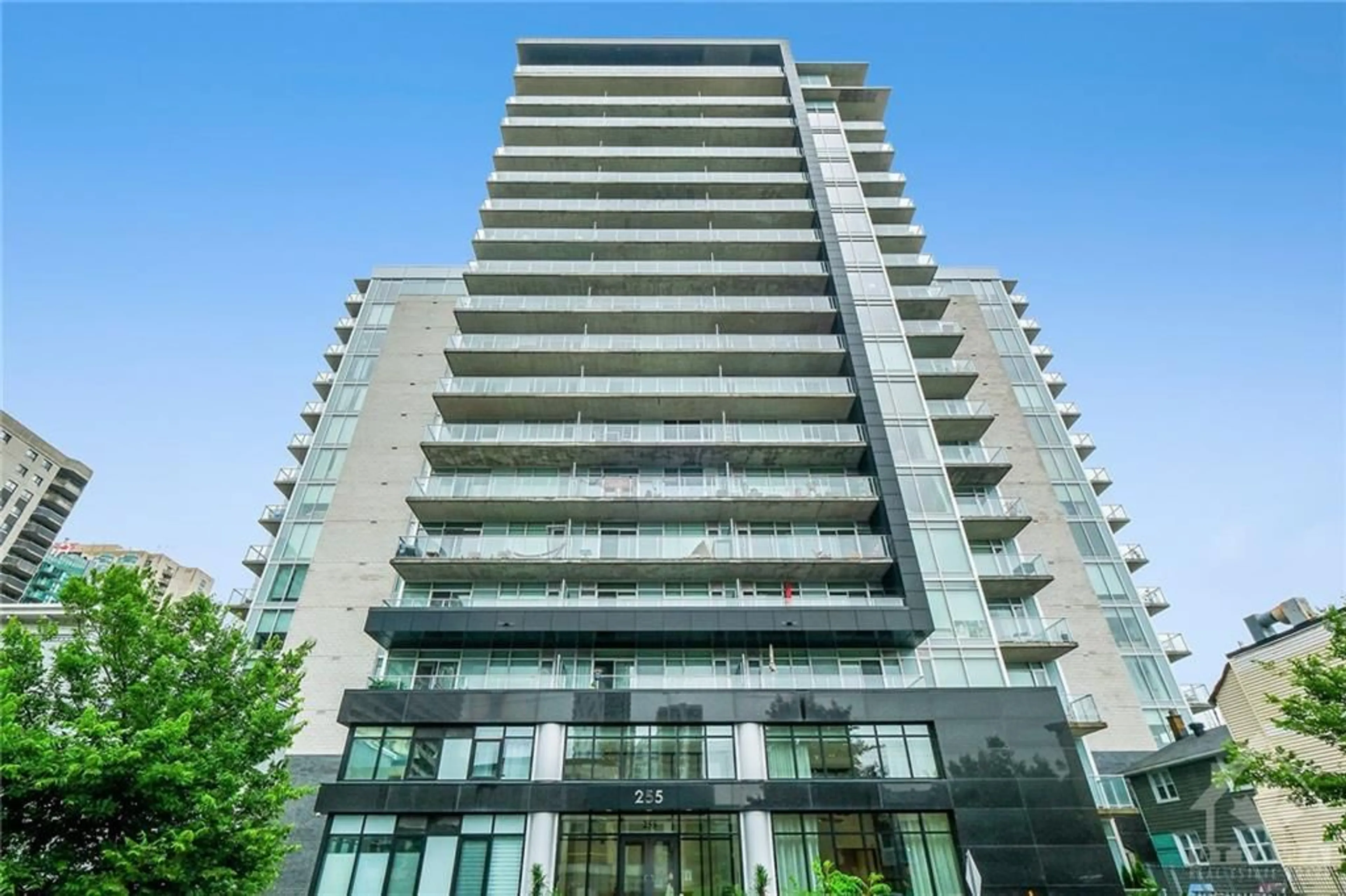 A pic from exterior of the house or condo for 255 BAY St #1216, Ottawa Ontario K1R 0C5