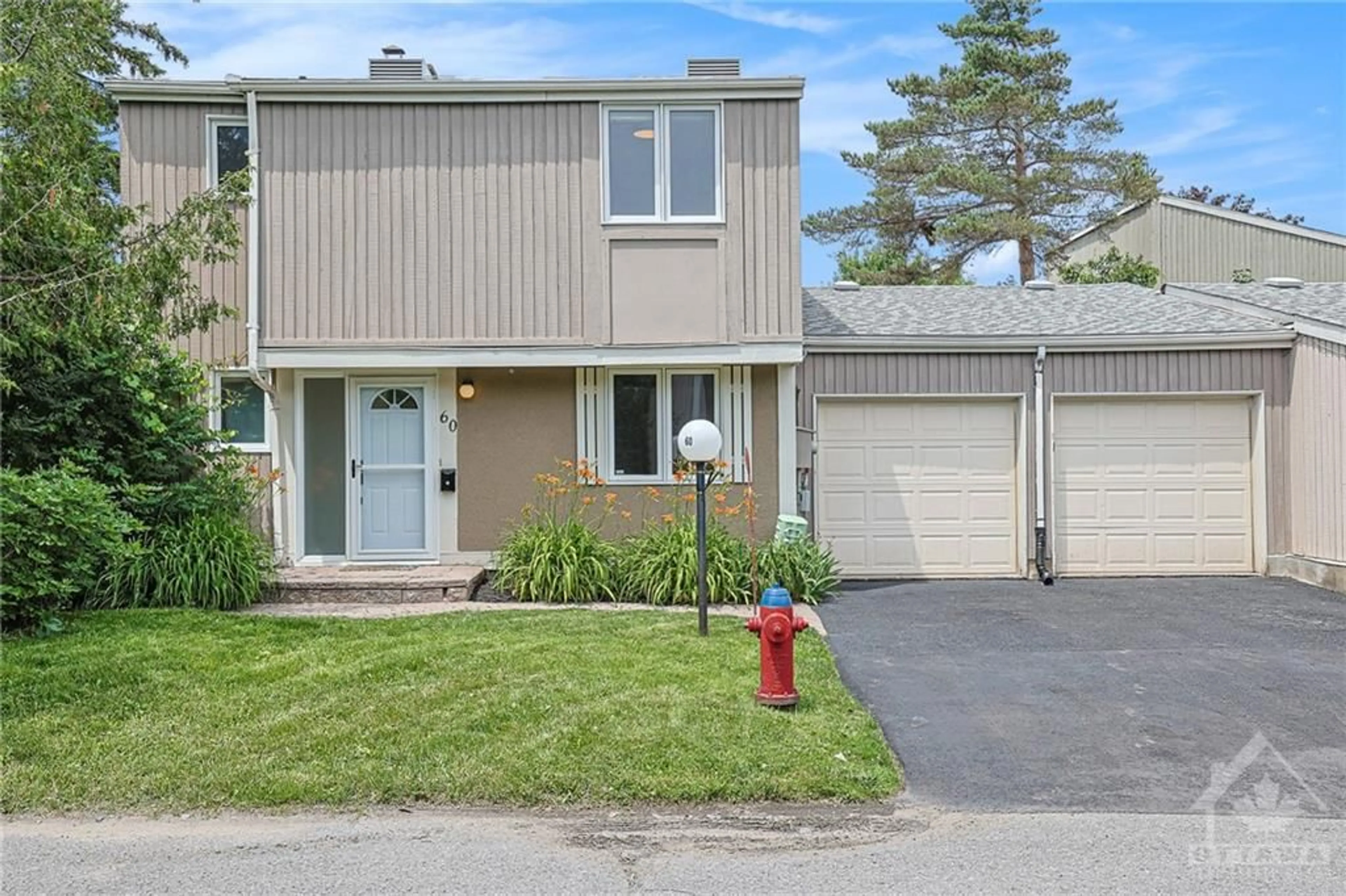 A pic from exterior of the house or condo for 60 JACKSON Crt, Kanata Ontario K2K 1B7