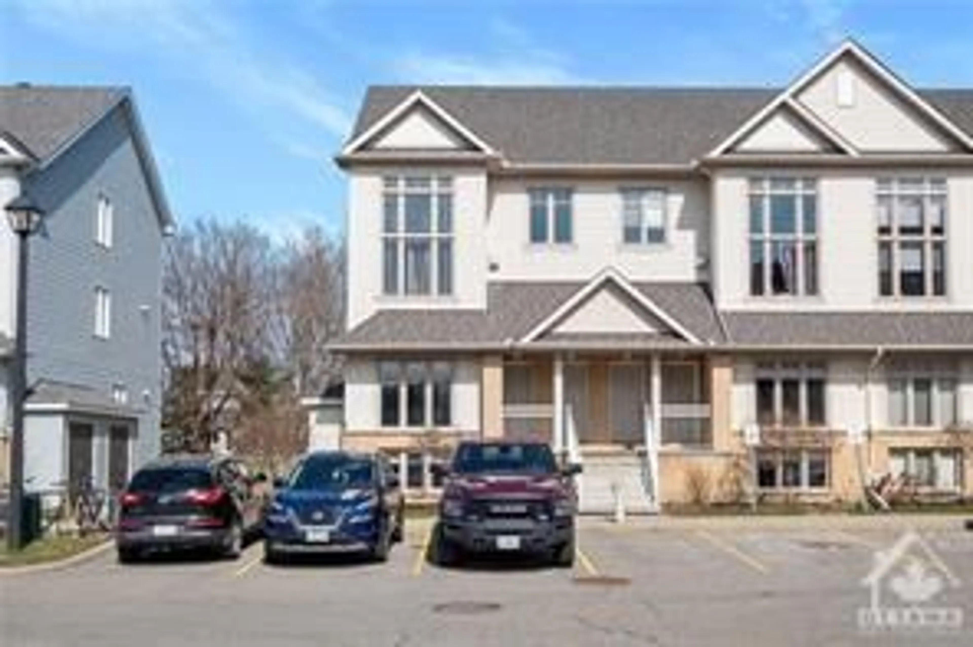 A pic from exterior of the house or condo for 372 GALSTON Pvt, Ottawa Ontario K1W 0G3
