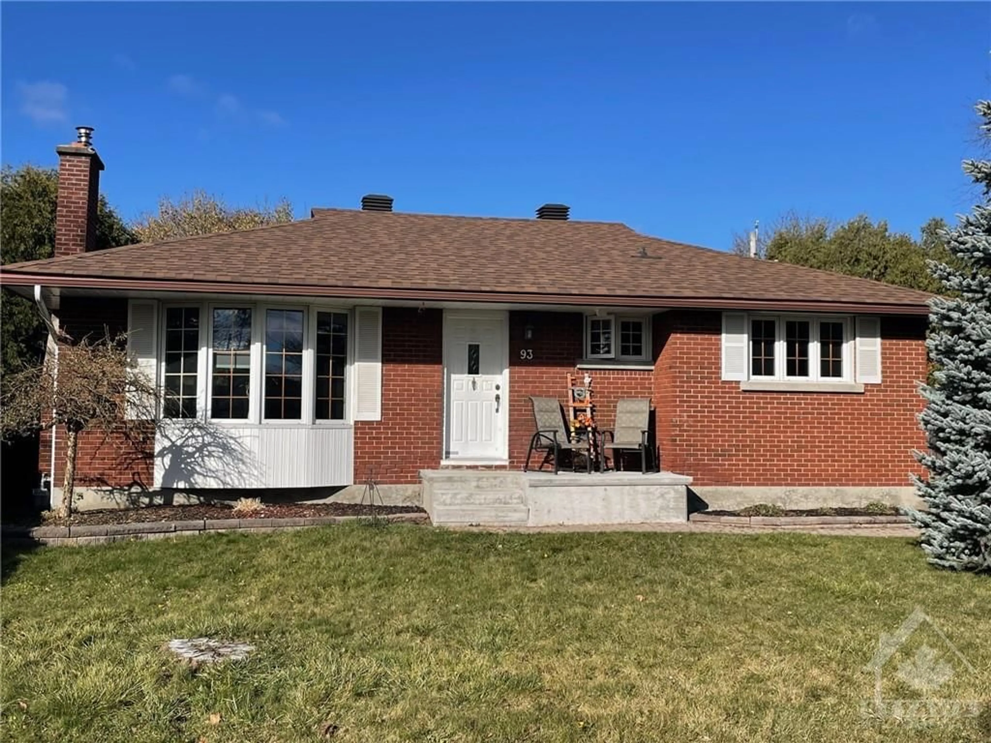 Home with brick exterior material for 93 HARRIS Pl, Ottawa Ontario K2G 2P7