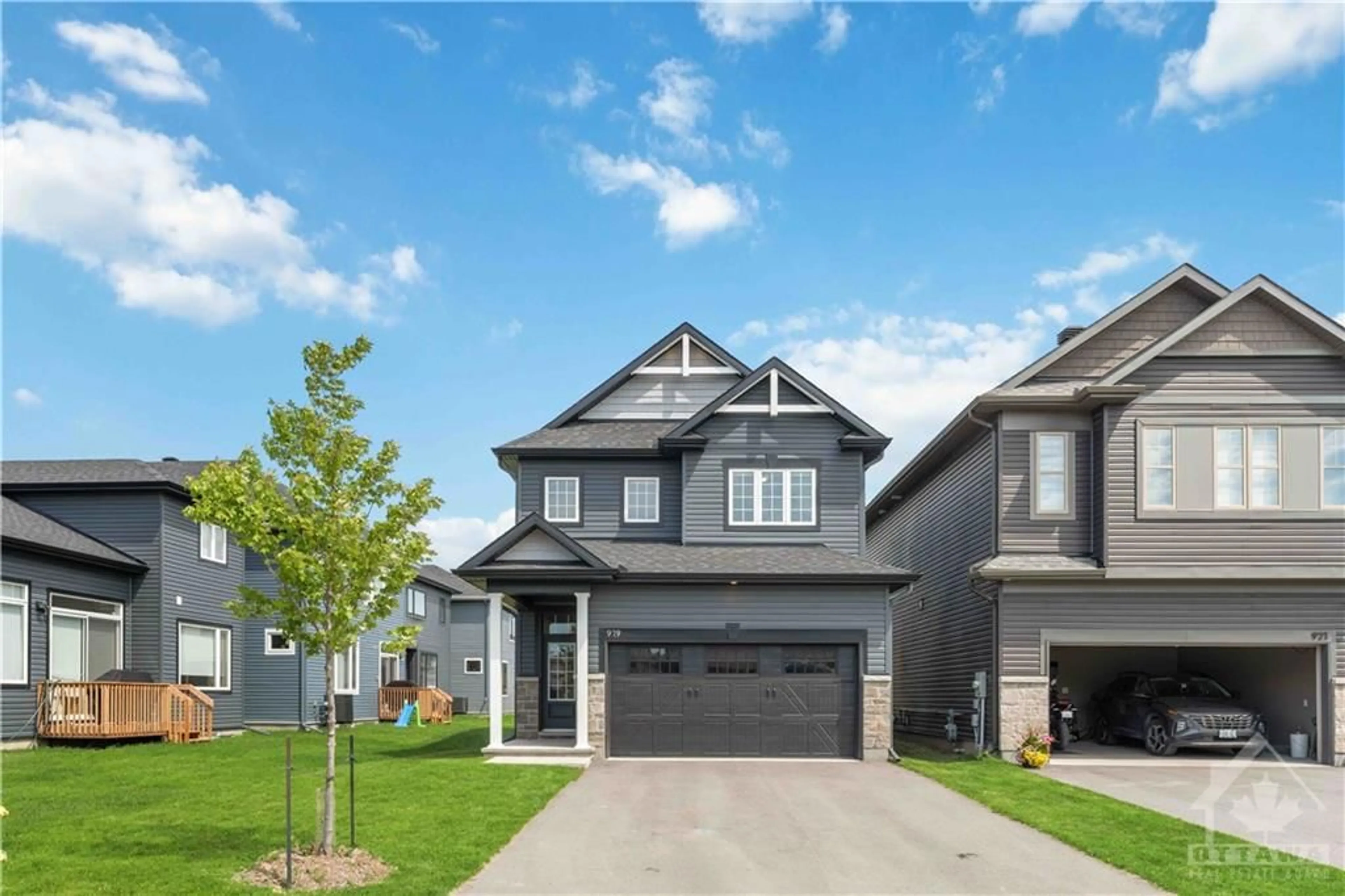 Frontside or backside of a home for 919 SOCCA Cres, Orleans Ontario K4A 5L9