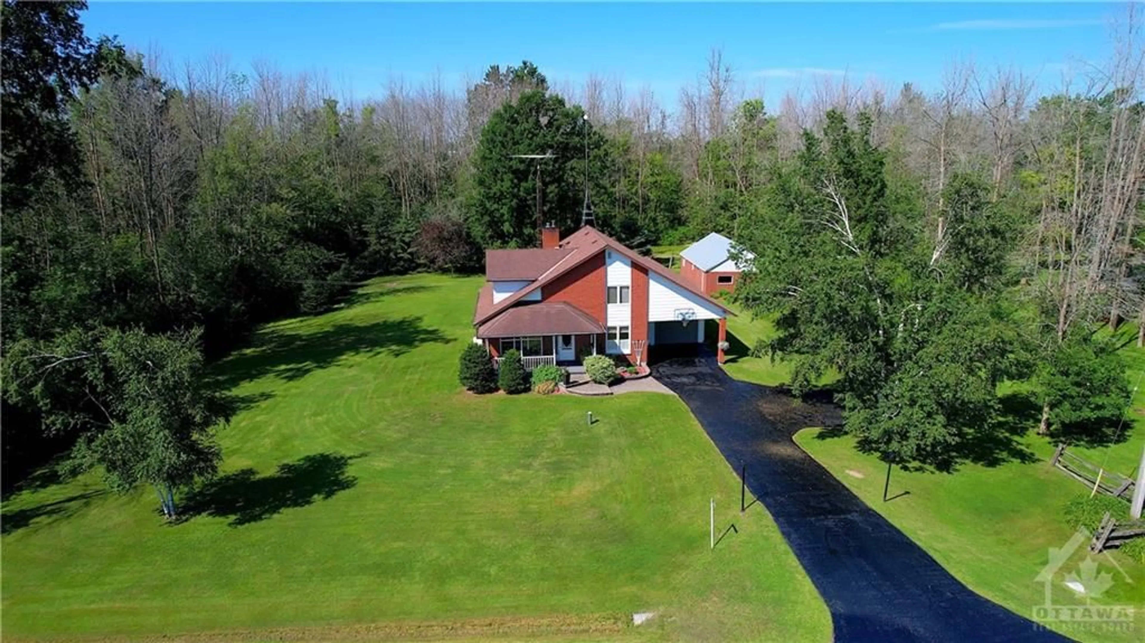 Frontside or backside of a home for 11855 COUNTY ROAD 3 Rd, Mountain Ontario K0E 1S0