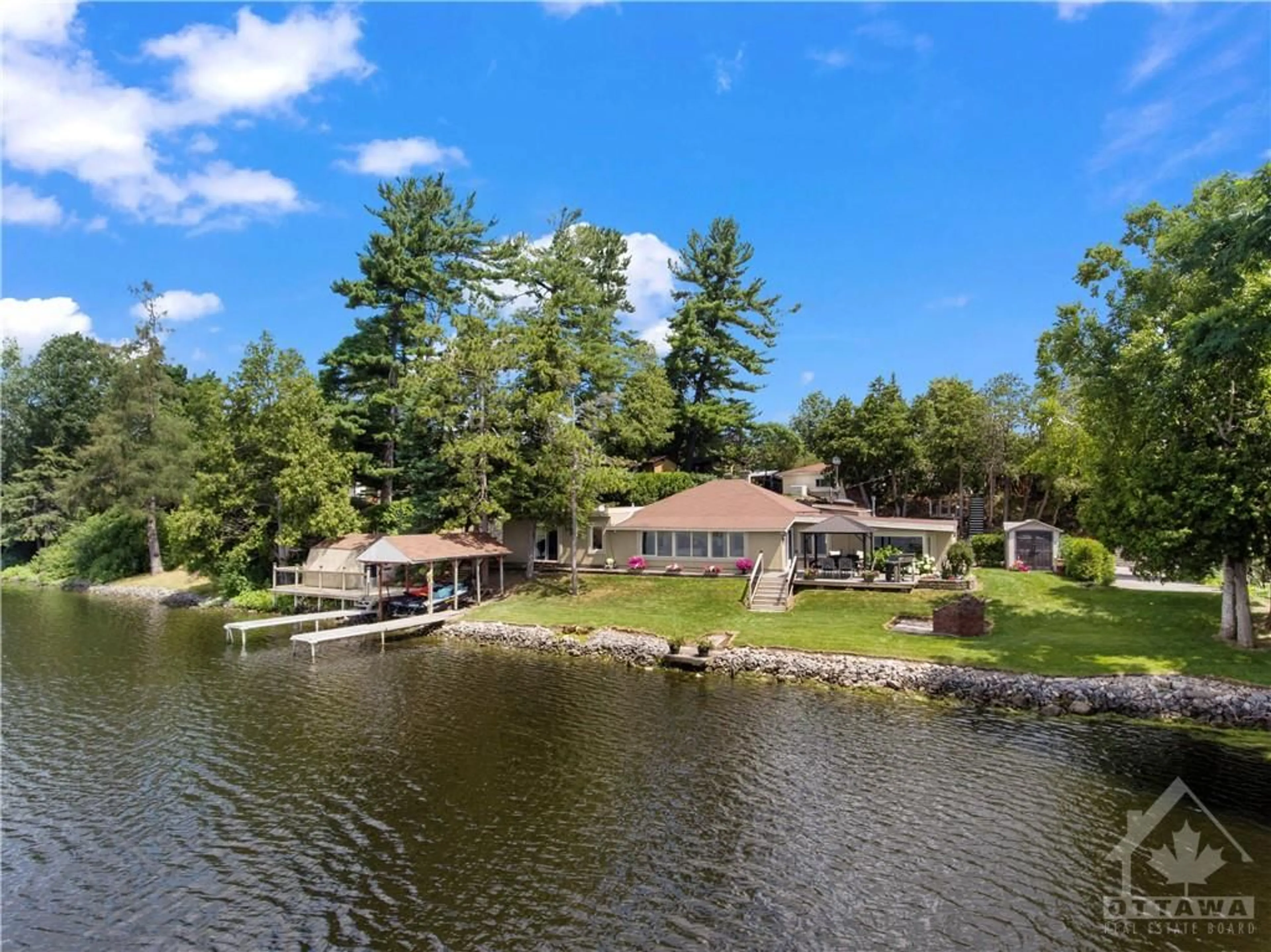 Cottage for 3332 RIVER Rd #D, Manotick Ontario K4M 1B4