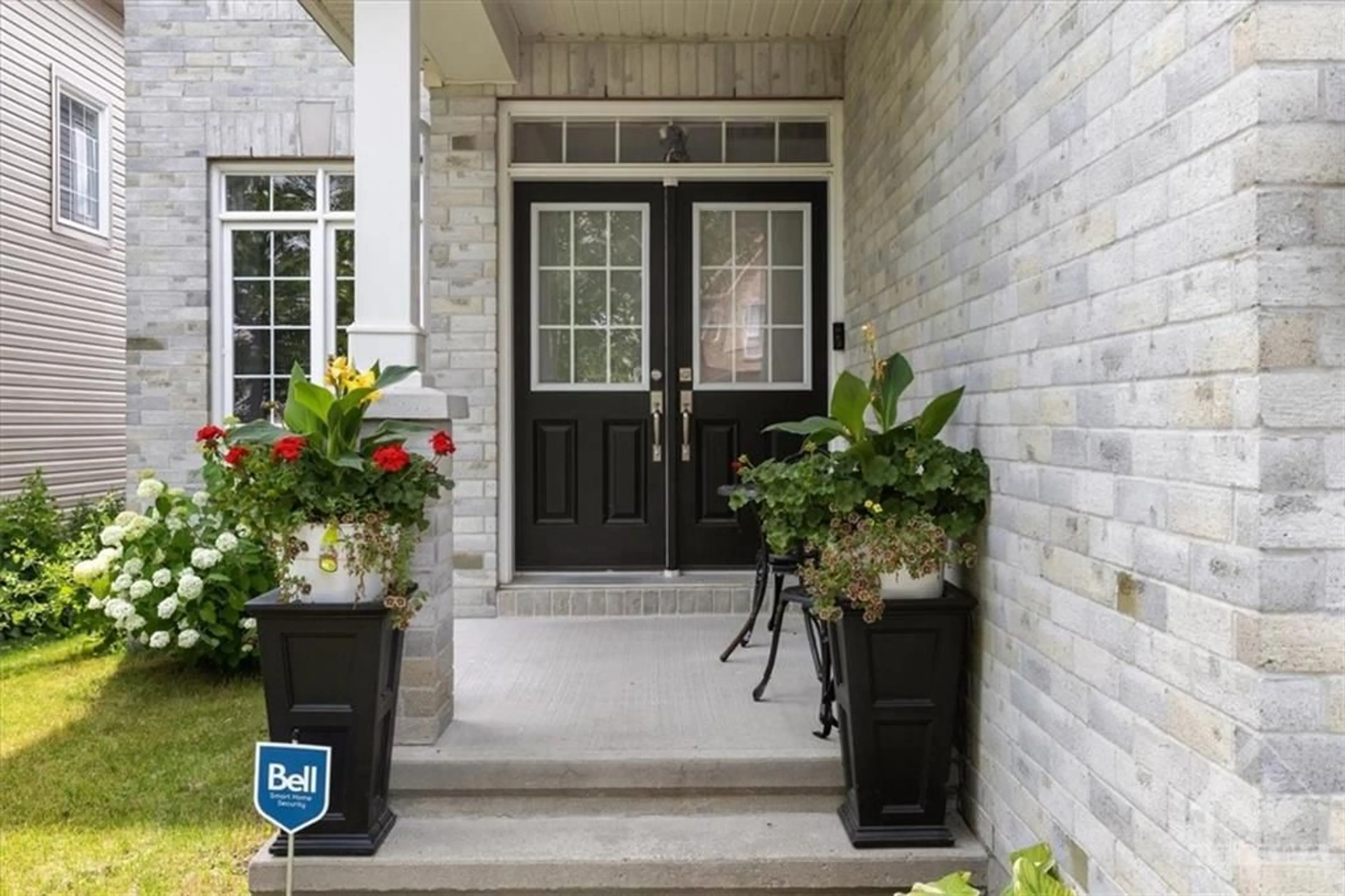 Indoor entryway for 311 LECANTO Terr, Ottawa Ontario K2J 0M4