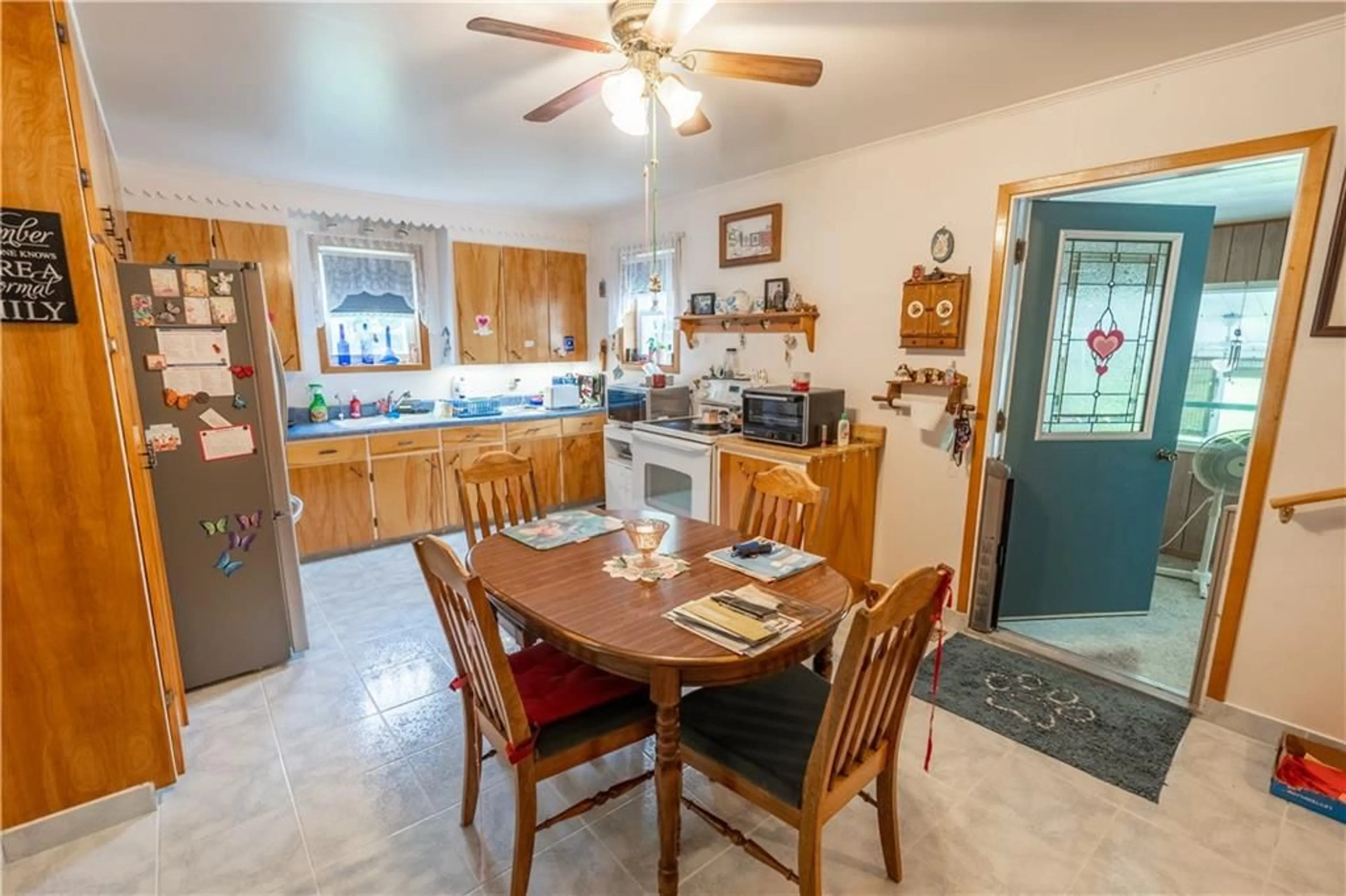 Dining room for 17655 ISLAND Rd, South Stormont Ontario K0C 1S0