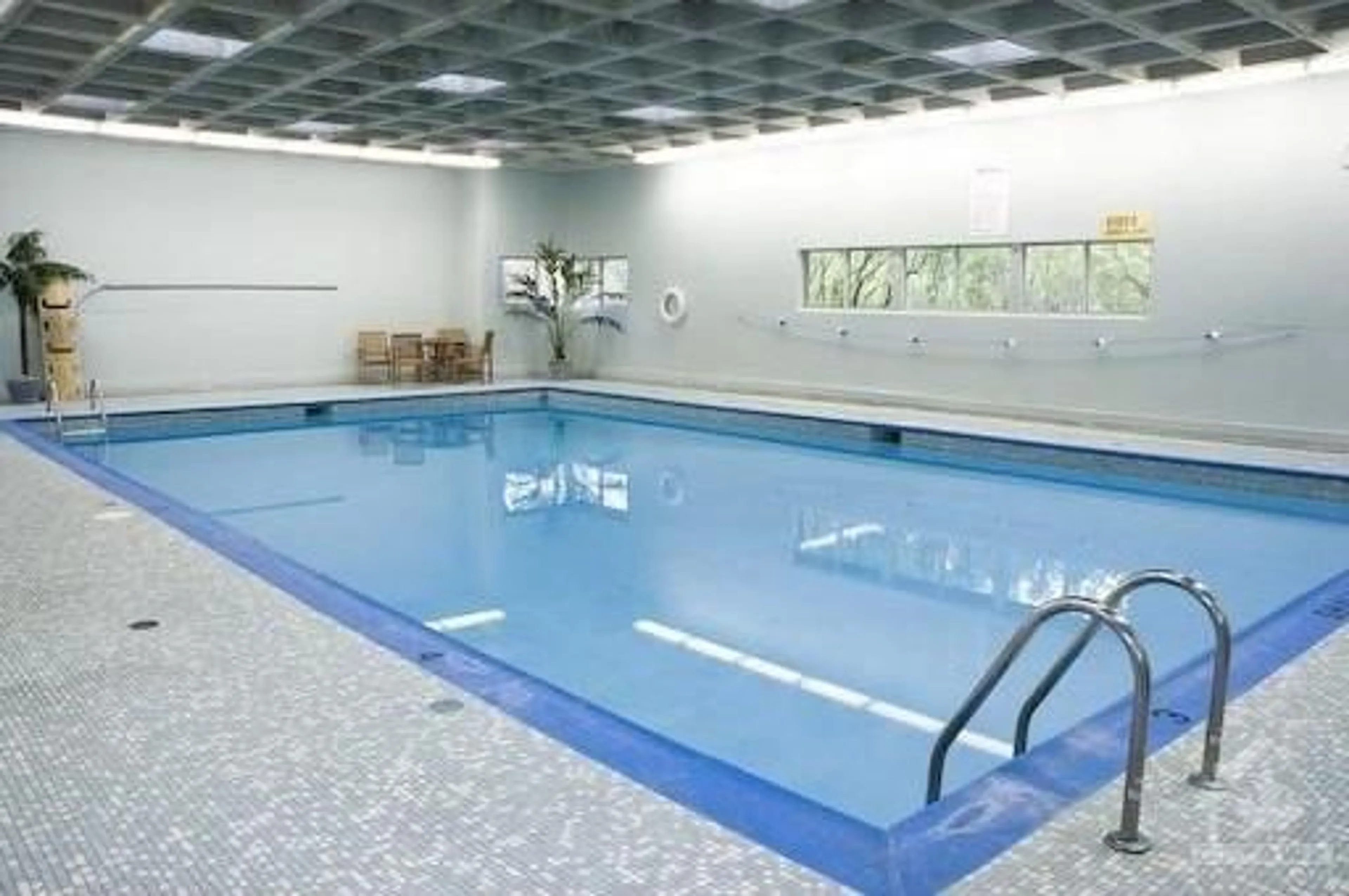 Indoor or outdoor pool for 1785 FROBISHER Lane #801, Ottawa Ontario K1G 3T7
