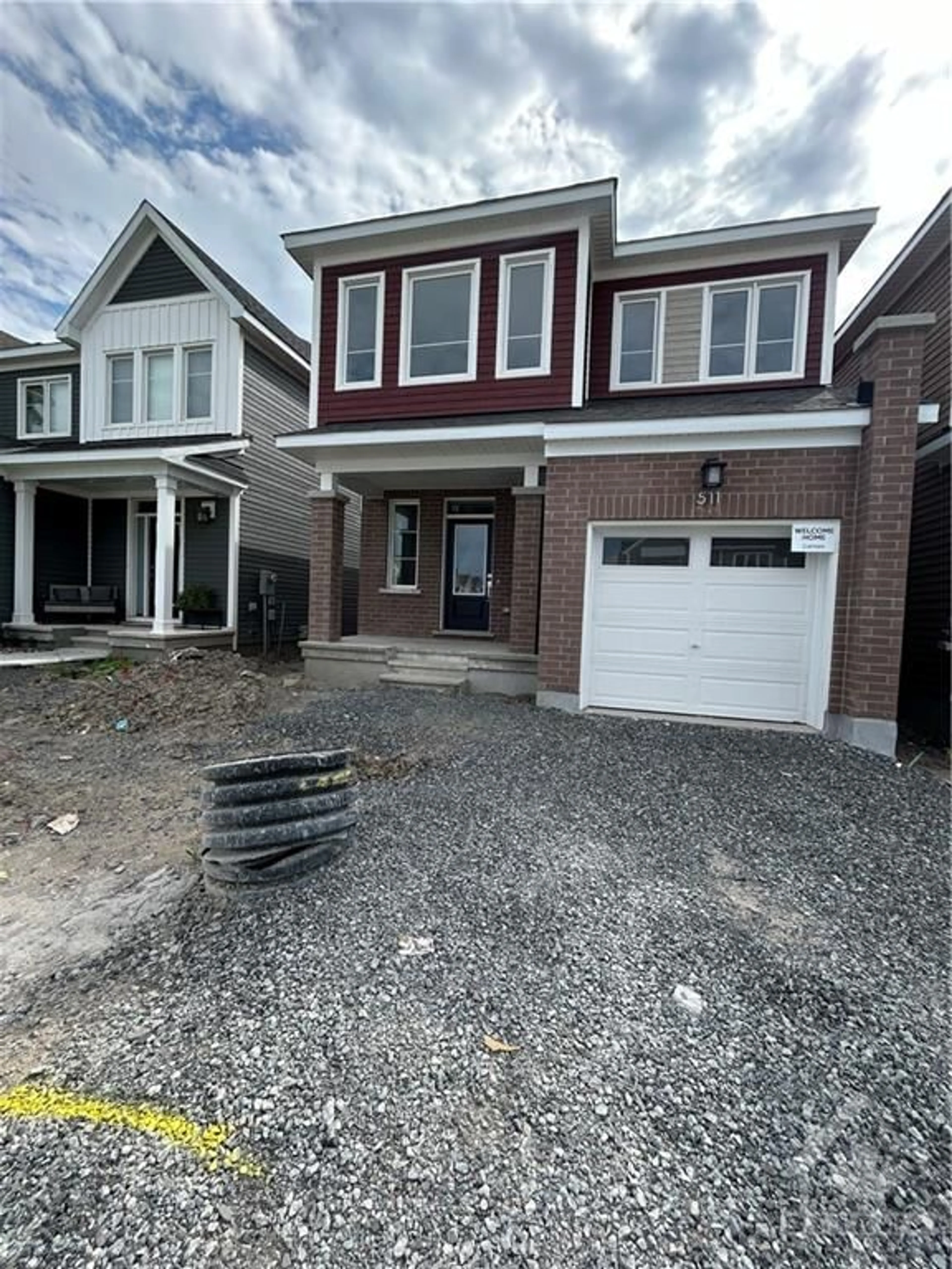 Home with brick exterior material for 511 OLDENBURG Ave, Richmond Ontario K0A 2Z0