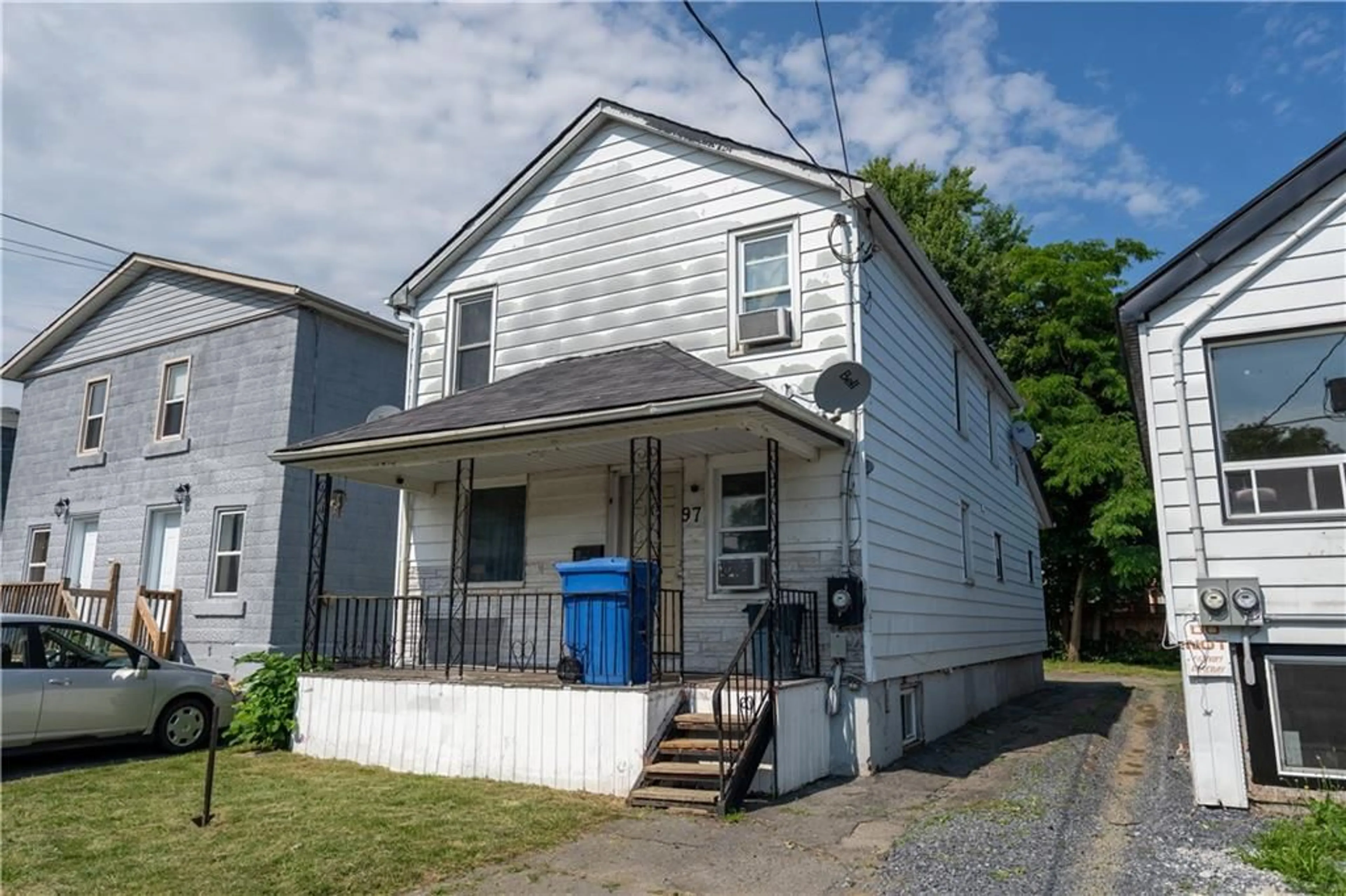 Frontside or backside of a home for 97 LEFEBVRE Ave, Cornwall Ontario K6H 5G6
