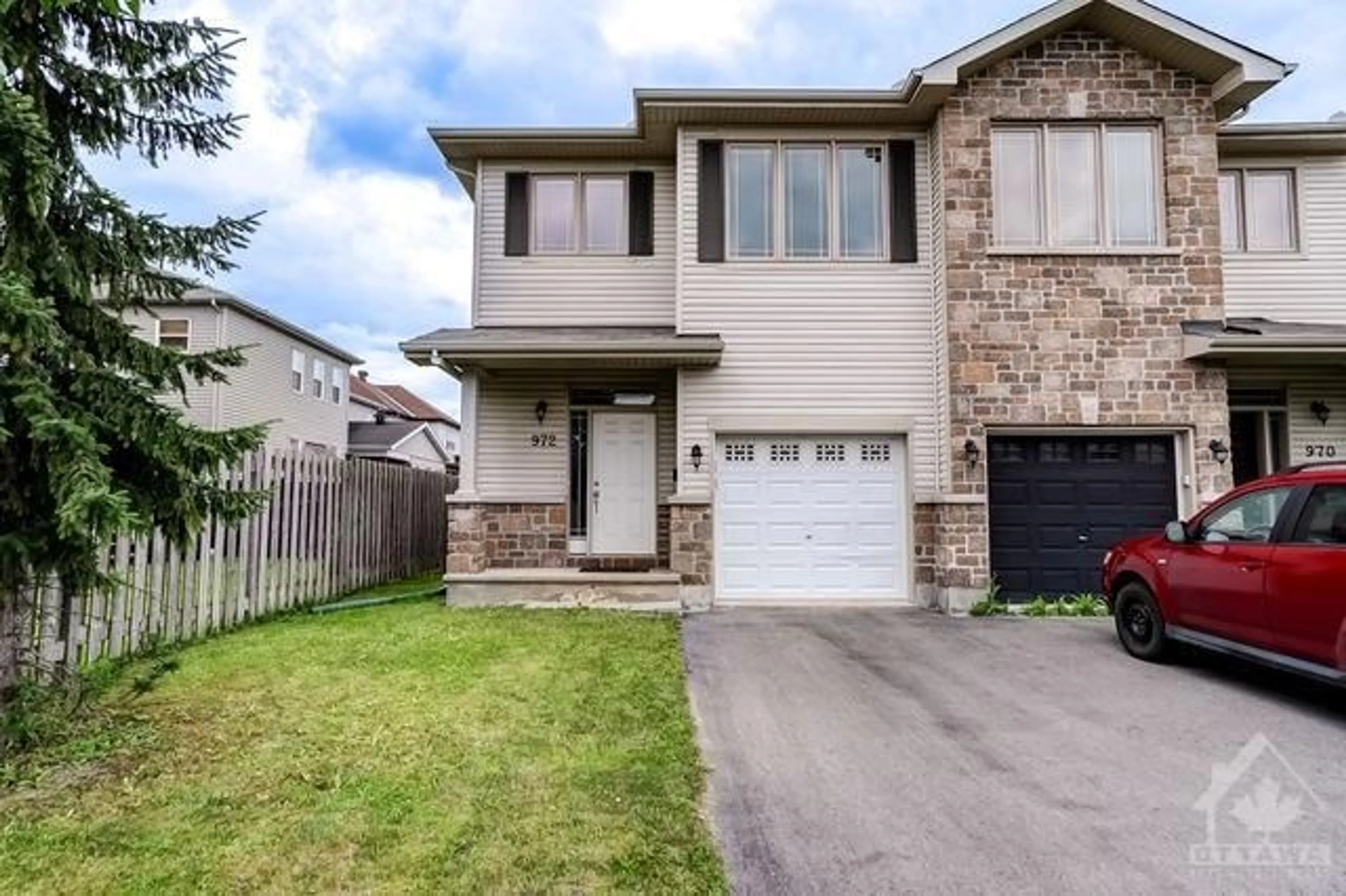 Frontside or backside of a home for 972 LINARIA Walk, Ottawa Ontario K4A 0H9