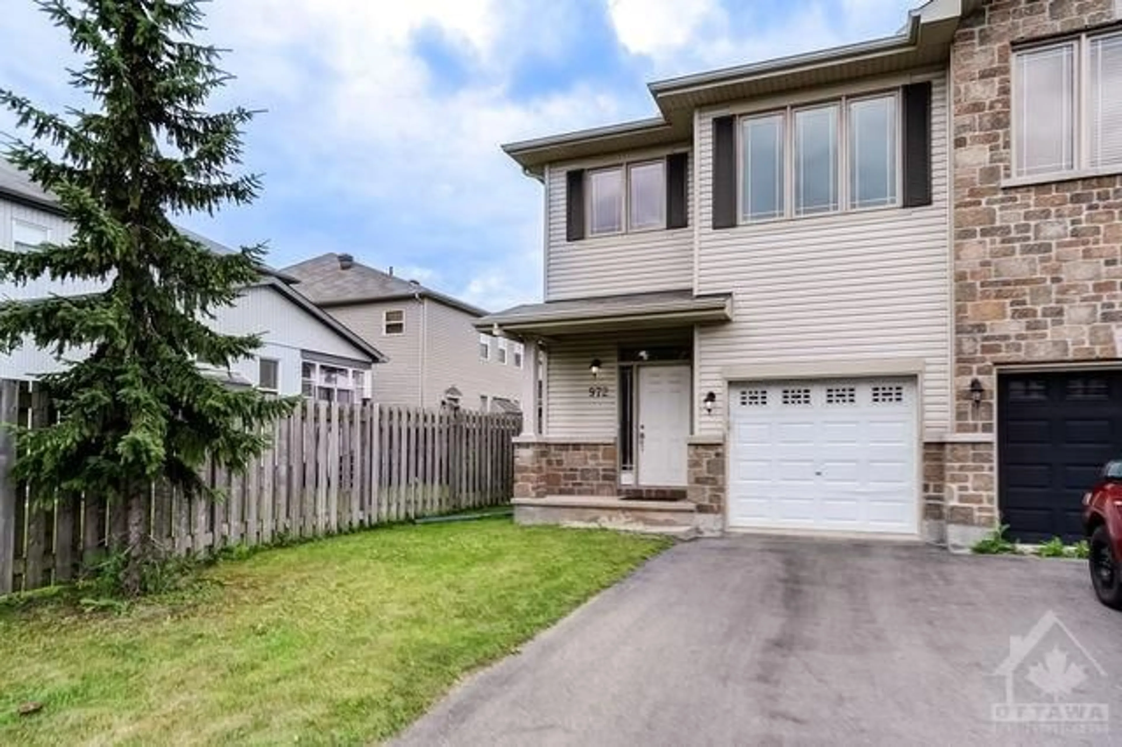 Frontside or backside of a home for 972 LINARIA Walk, Ottawa Ontario K4A 0H9