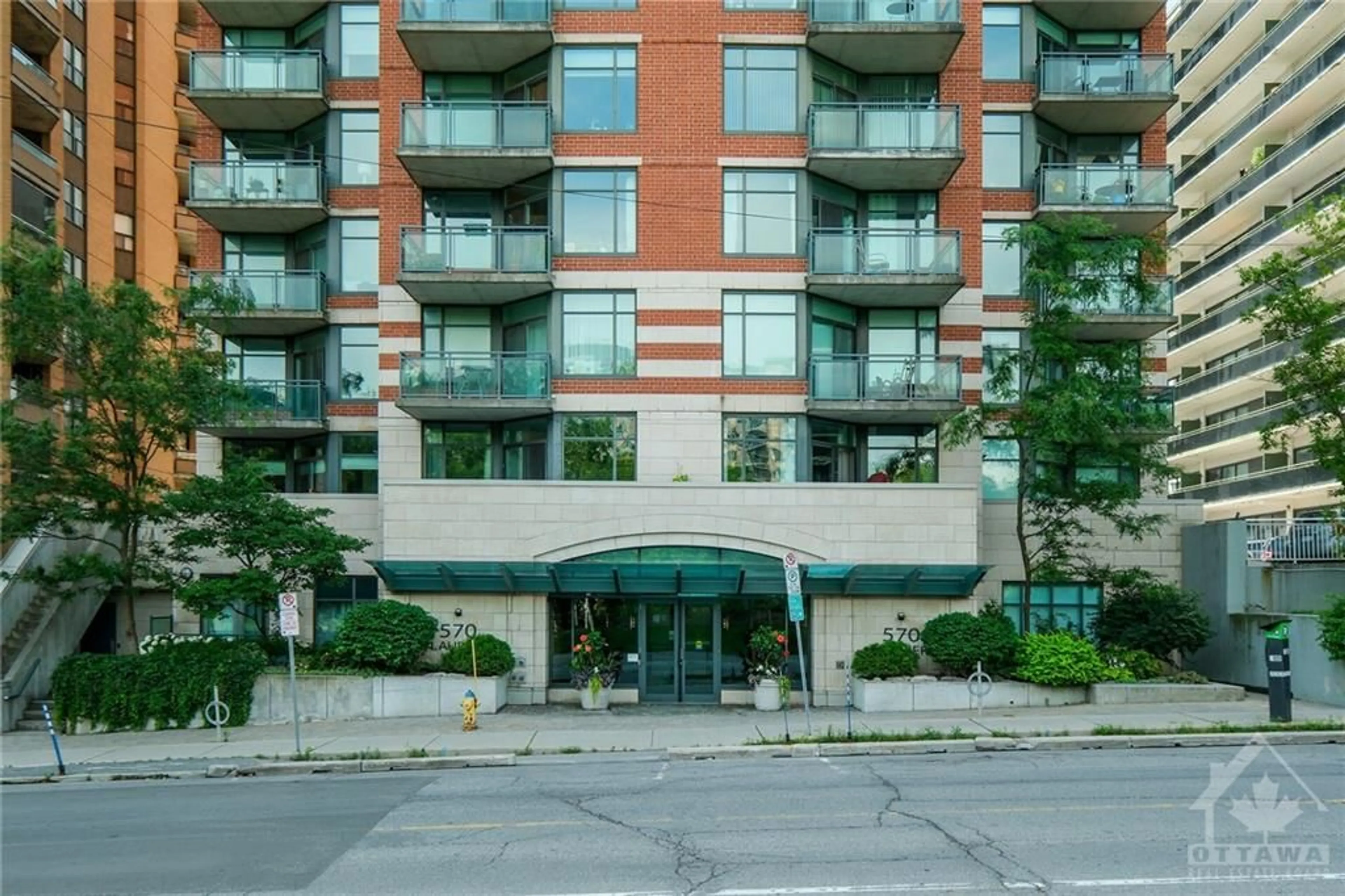 A pic from exterior of the house or condo for 570 LAURIER Ave #1101, Ottawa Ontario K1R 1C8