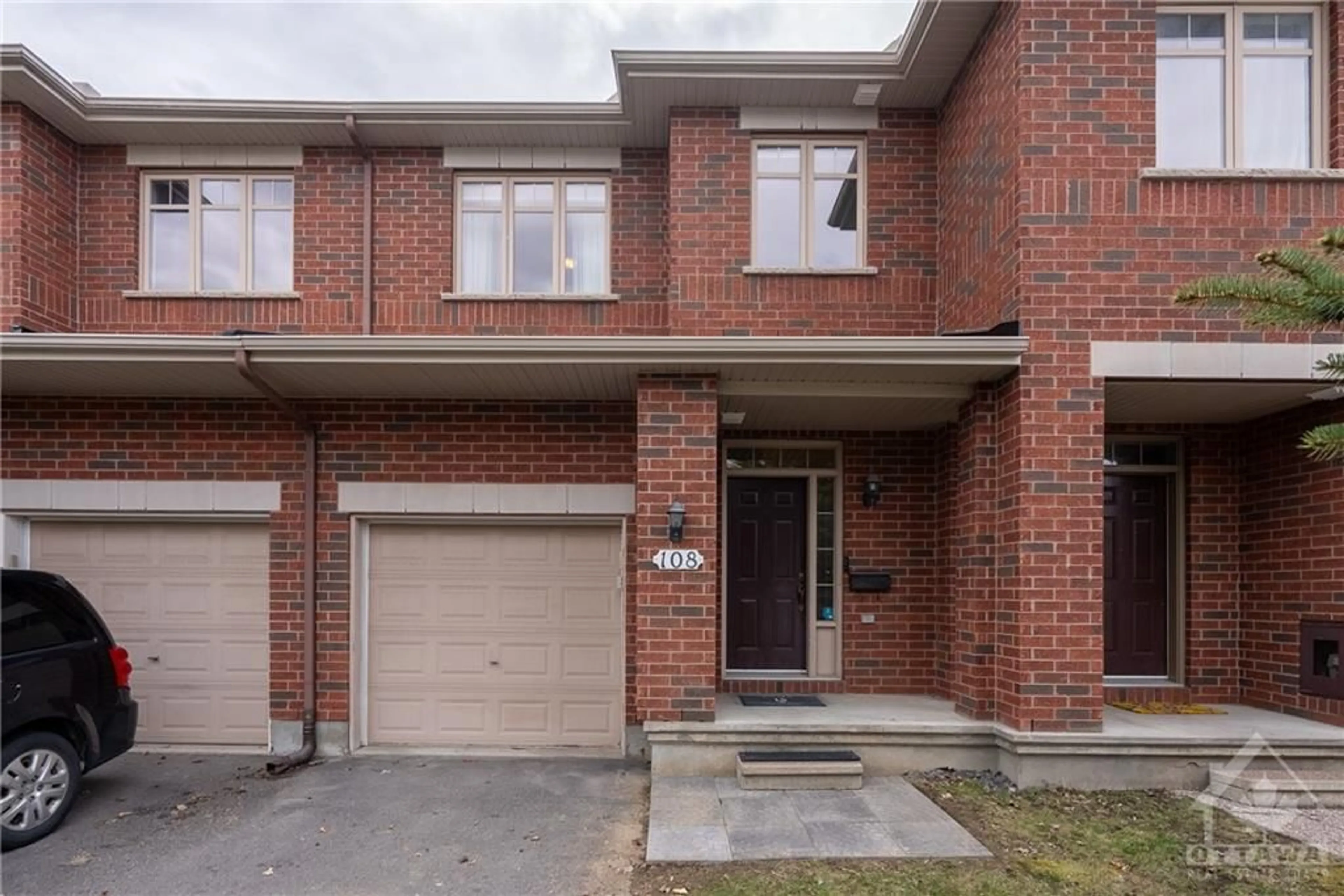 Home with brick exterior material for 108 EYE BRIGHT Cres, Ottawa Ontario K1V 2K5