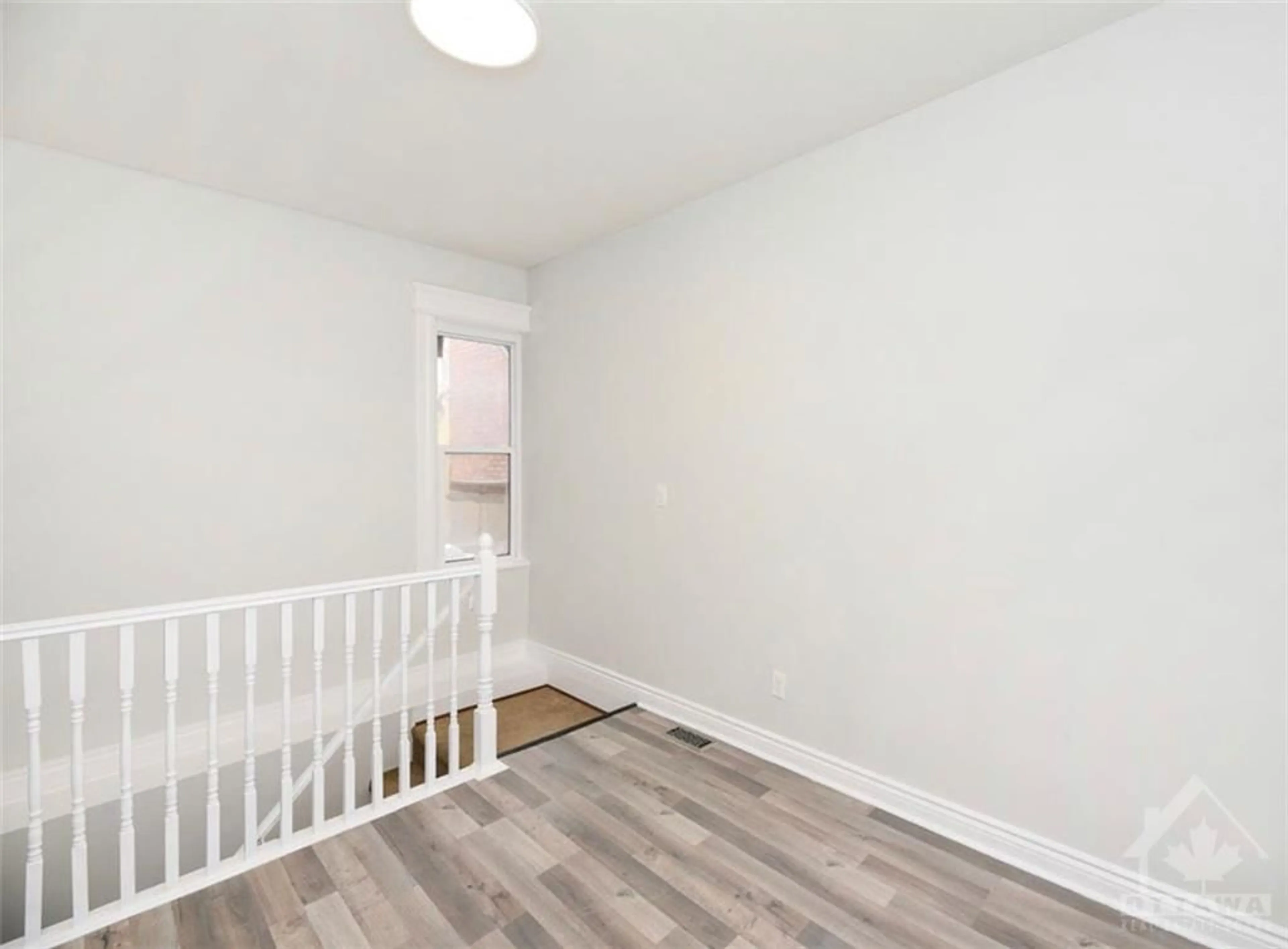 A pic of a room for 73-75 LOWER CHARLOTTE St, Ottawa Ontario K1N 8J9