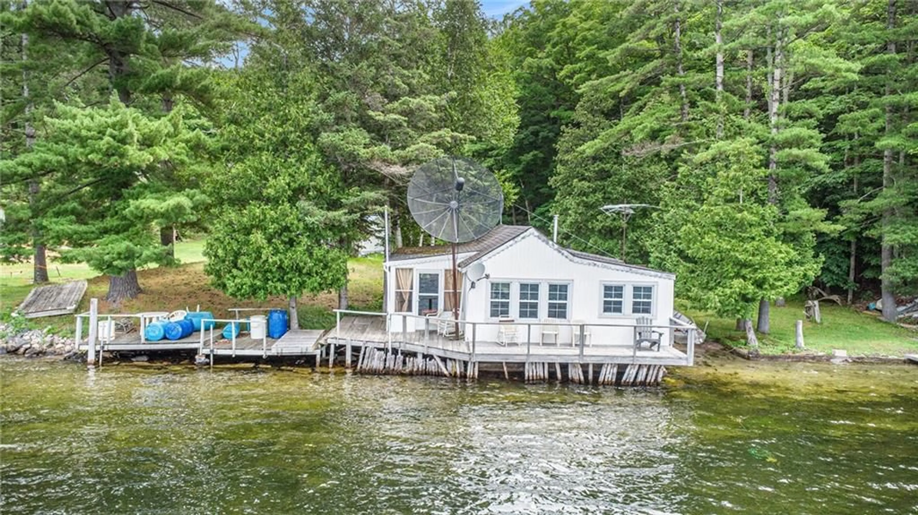 Cottage for 140 BOBS LAKE 21A Lane, Maberly Ontario K0H 2B0