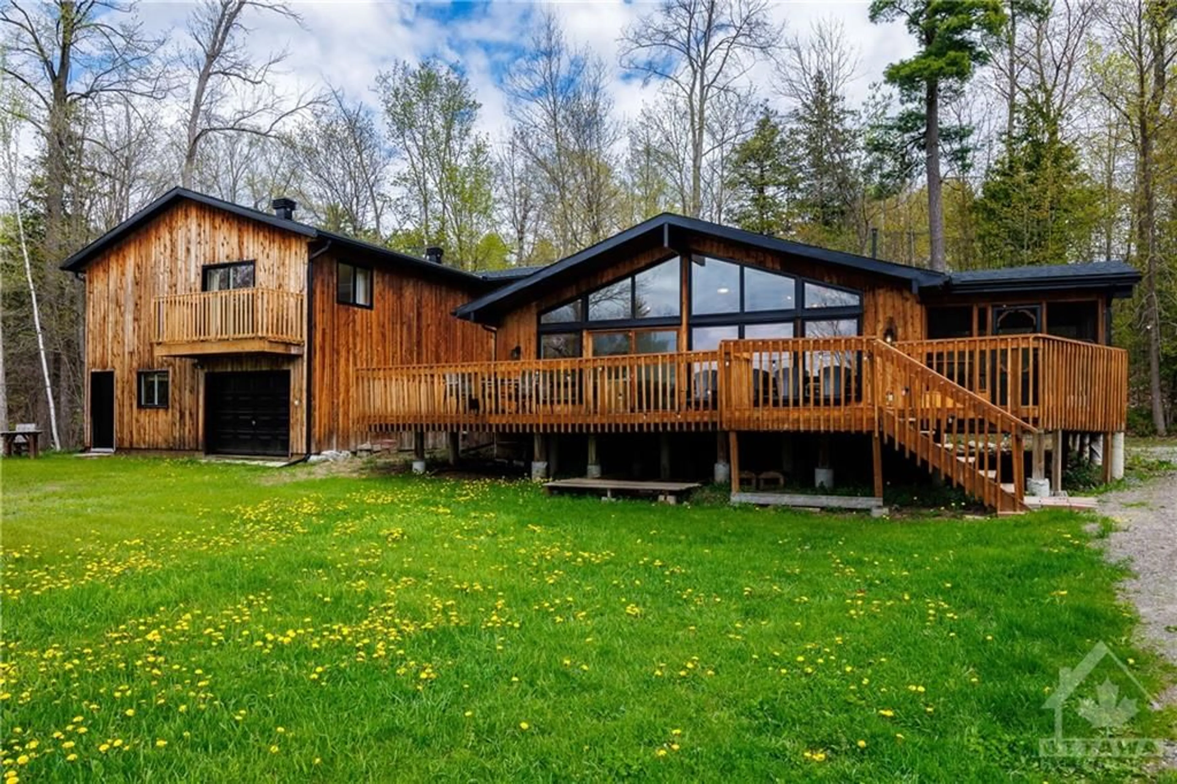 Frontside or backside of a home, cottage for 6 BLUFF POINT Dr, Calabogie Ontario K0J 1H0