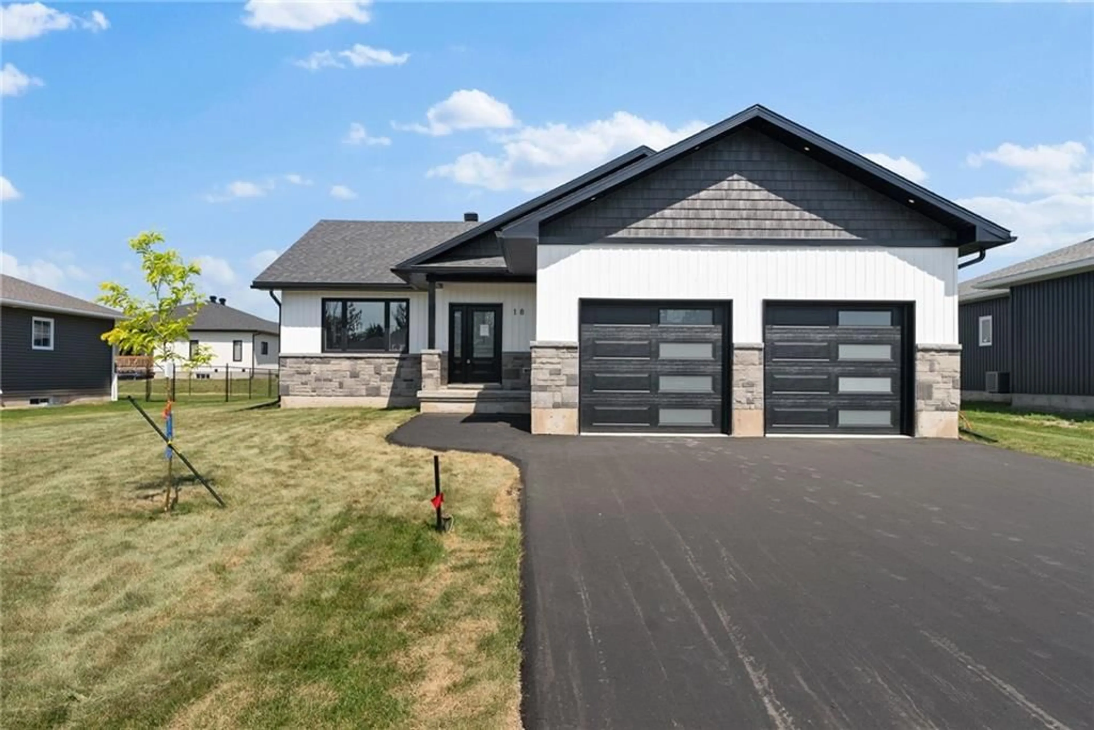 Frontside or backside of a home for 18 MORRISON Dr, Cobden Ontario K0J 1K0