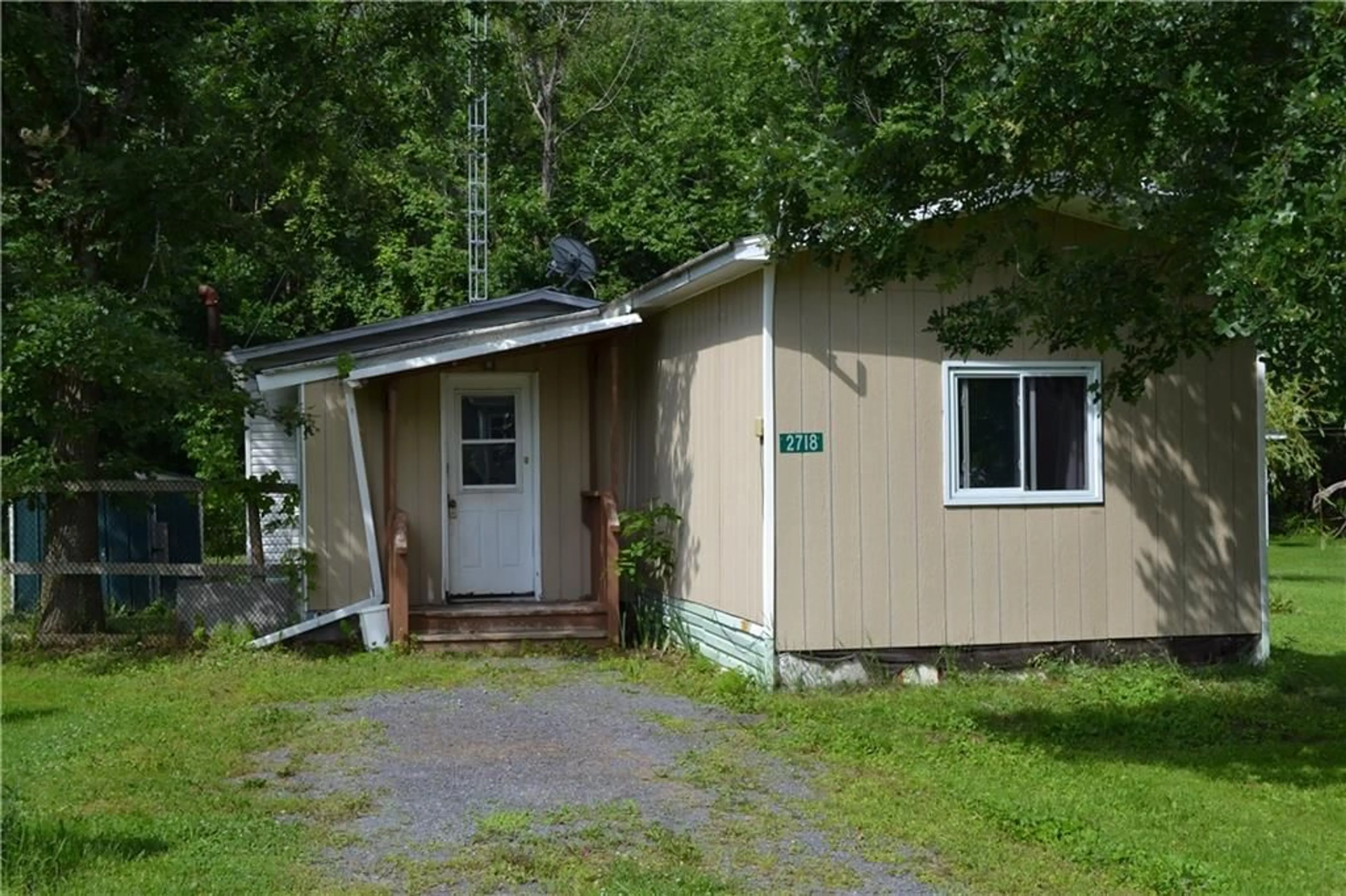 Cottage for 2718 GRYSEWOOD PRIVATE Lane, Maxville Ontario K0C 1T0