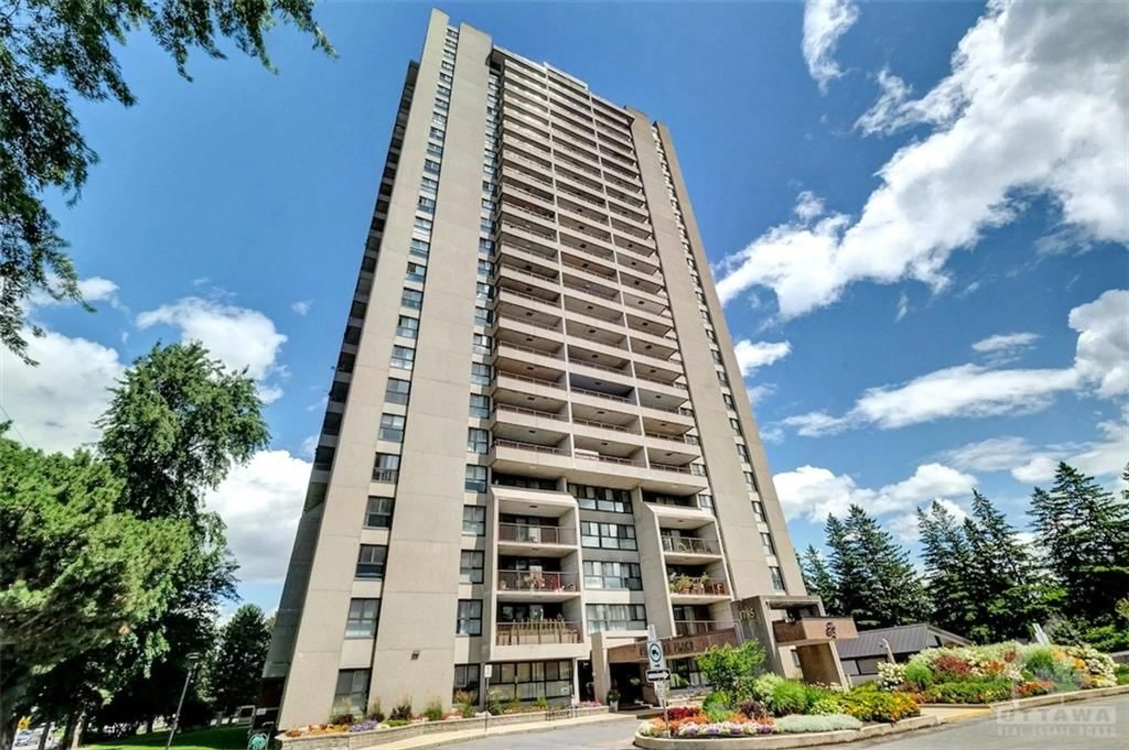 A pic from exterior of the house or condo for 1785 FROBISHER Lane #1805, Ottawa Ontario K1G 3T7