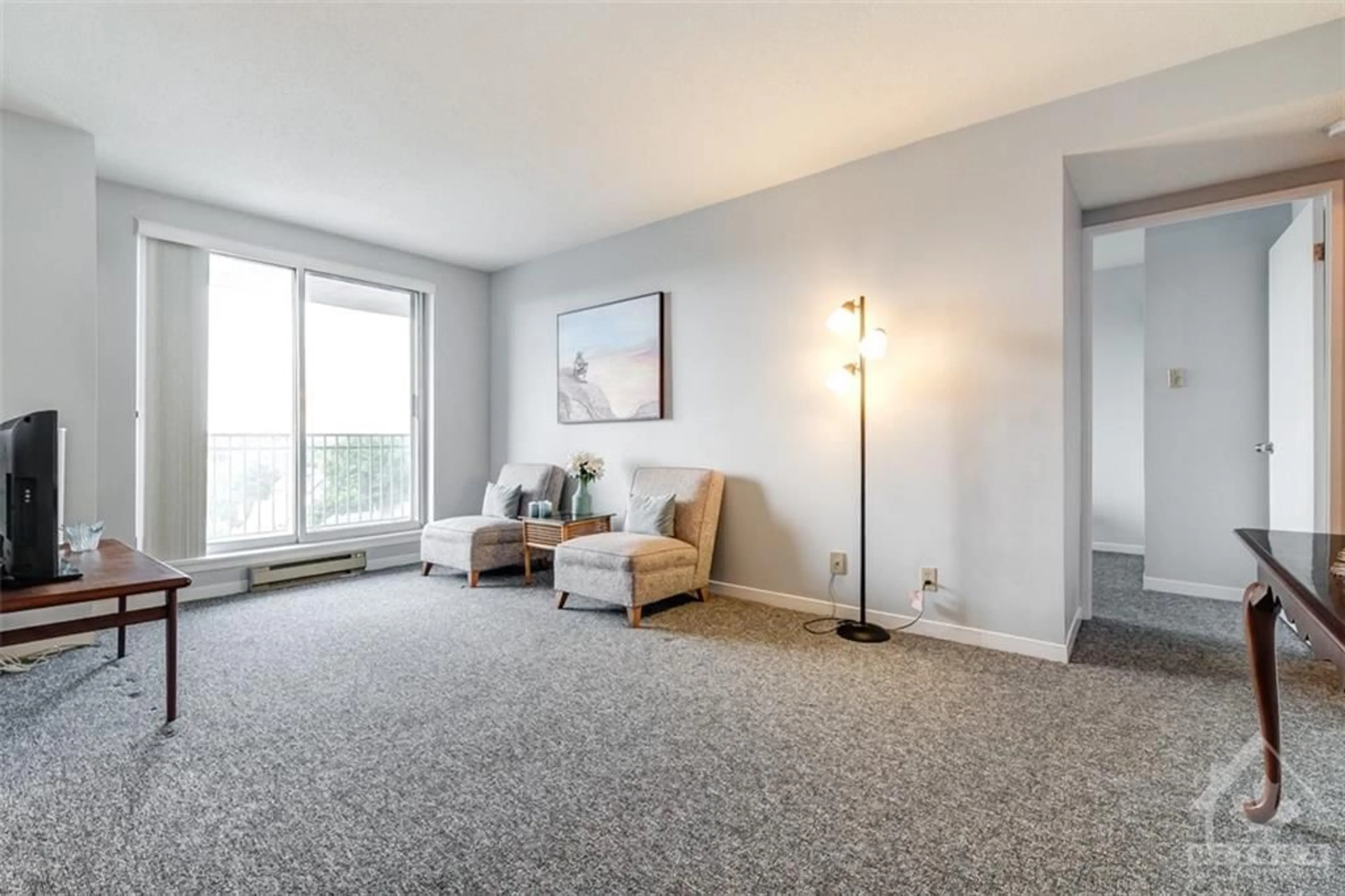 Living room for 45 HOLLAND Ave #705, Ottawa Ontario K1Y 4S3