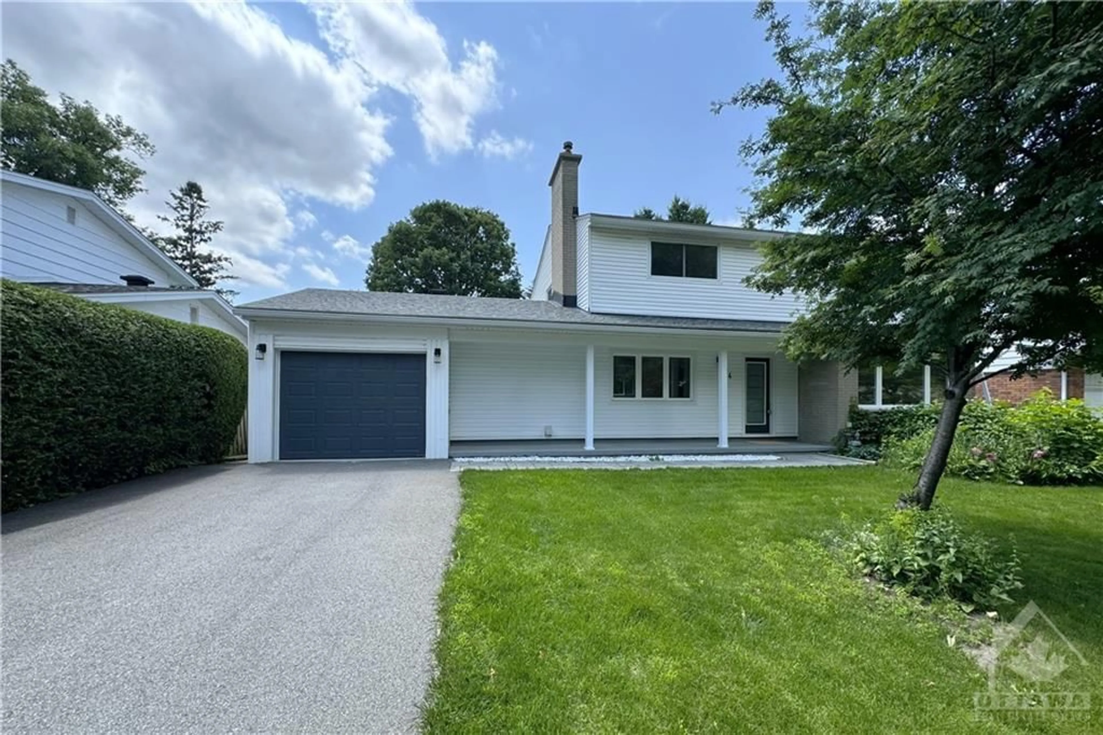 Frontside or backside of a home for 24 QUEENSLINE Dr, Ottawa Ontario K2H 7H9