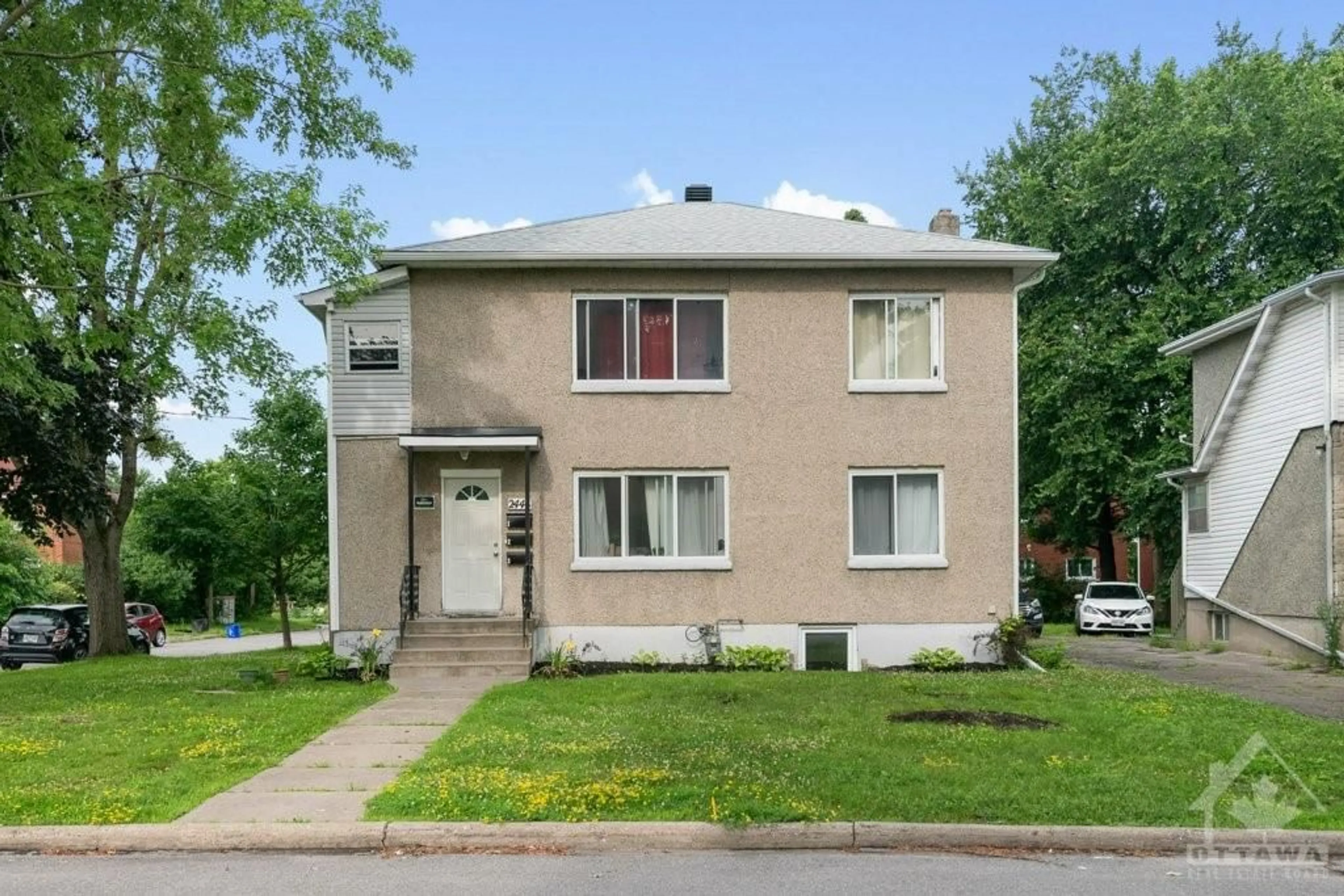 Frontside or backside of a home for 2446 CHASSEUR Ave, Ottawa Ontario K1V 8E6