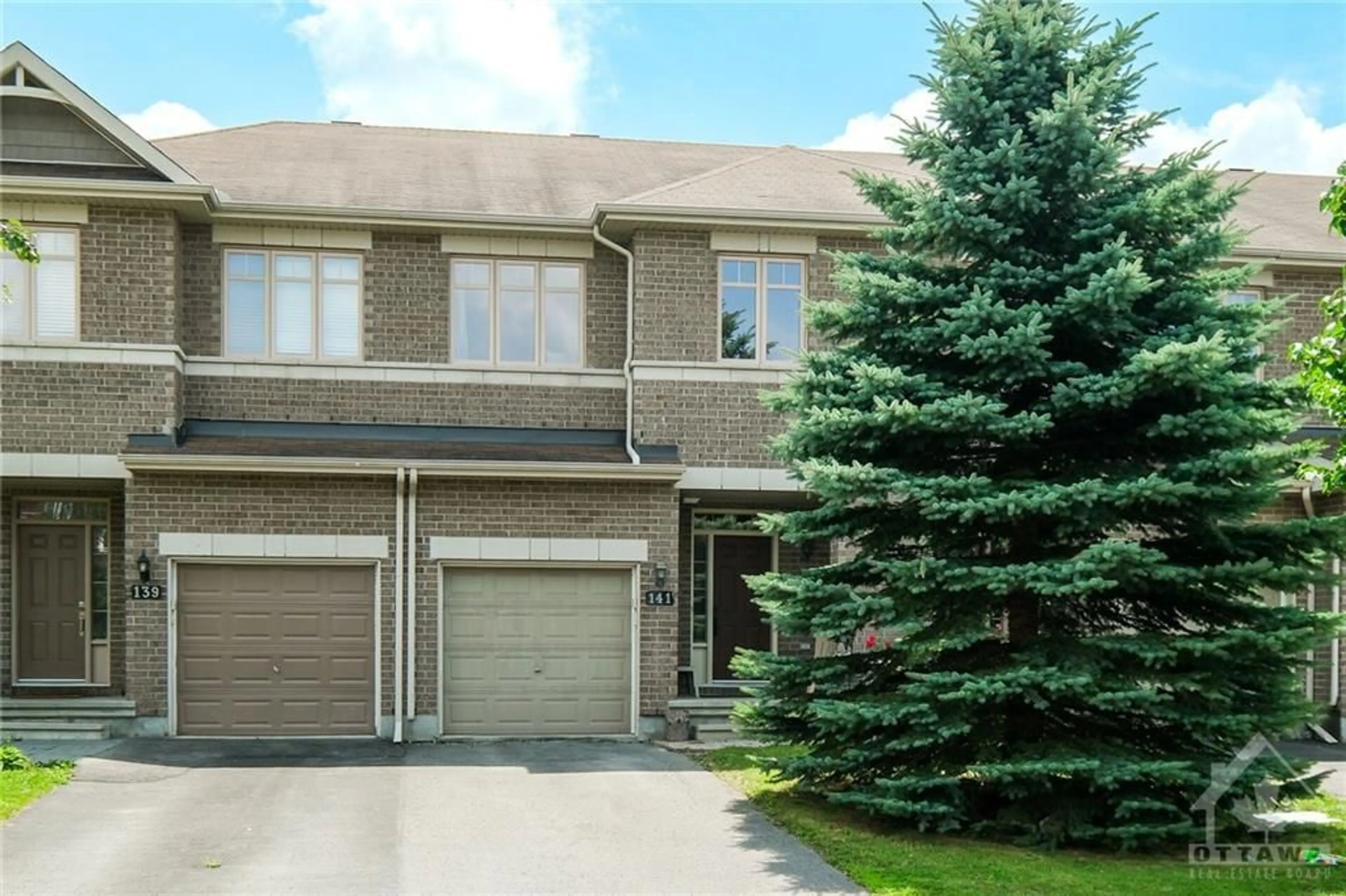 A pic from exterior of the house or condo for 141 JERSEY TEA Cir, Ottawa Ontario K1V 2L3