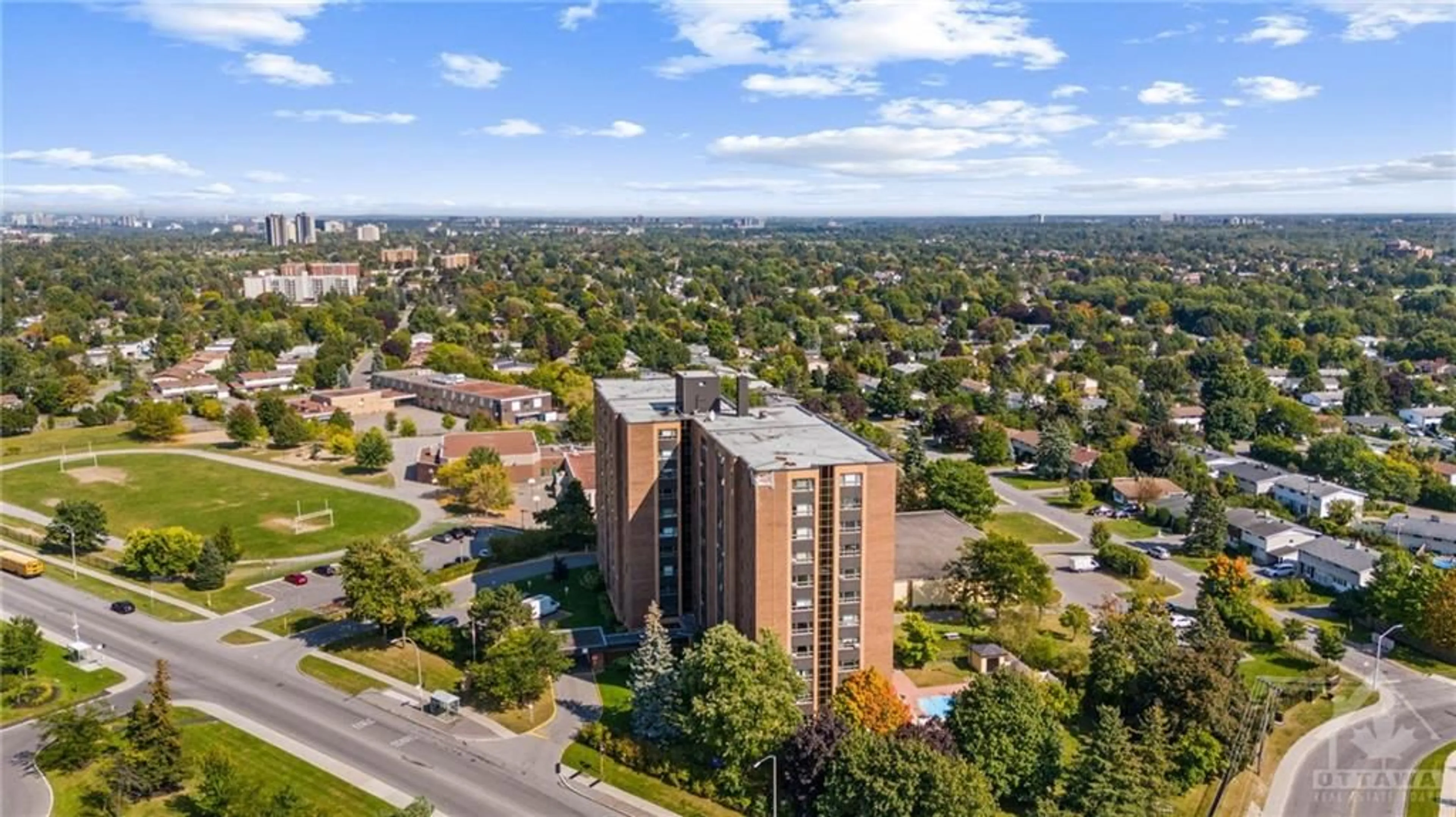 A pic from exterior of the house or condo, the front or back of building for 1356 MEADOWLANDS Dr #501, Ottawa Ontario K2E 6K6