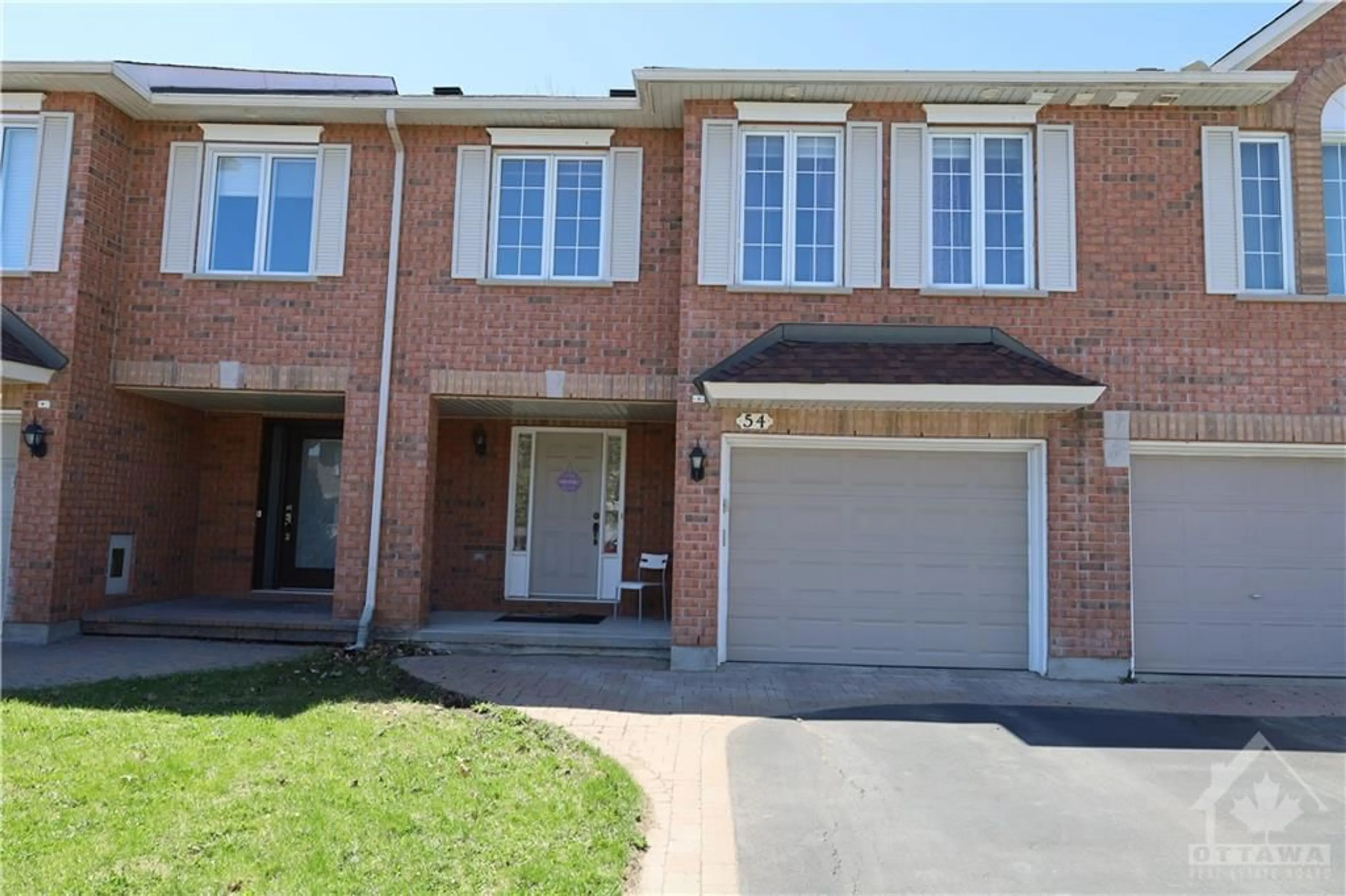 A pic from exterior of the house or condo for 54 MACASSA Cir, Ottawa Ontario K2T 1J8