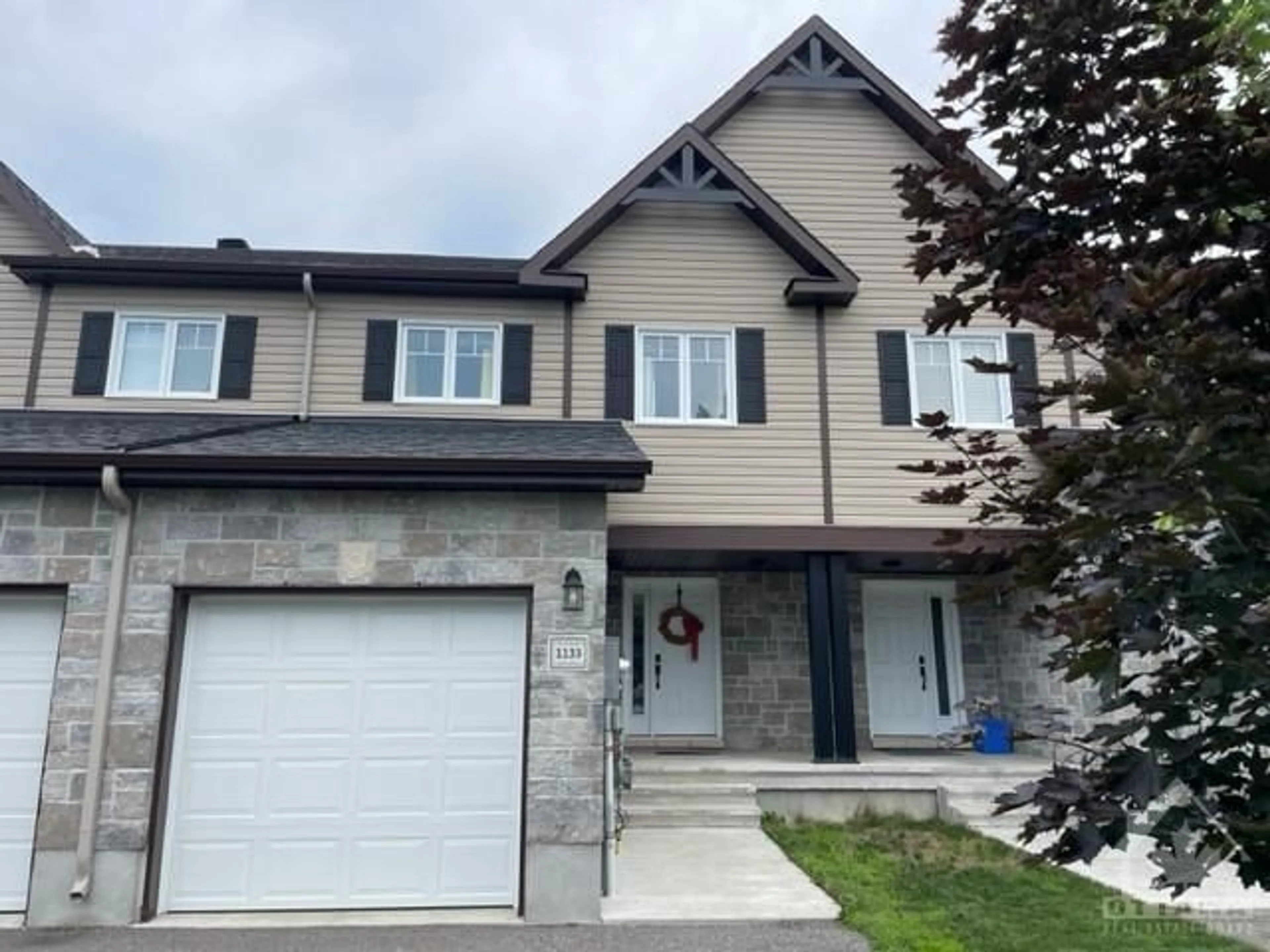 A pic from exterior of the house or condo for 1133 CLEMENT Crt, Cornwall Ontario K6H 0G3