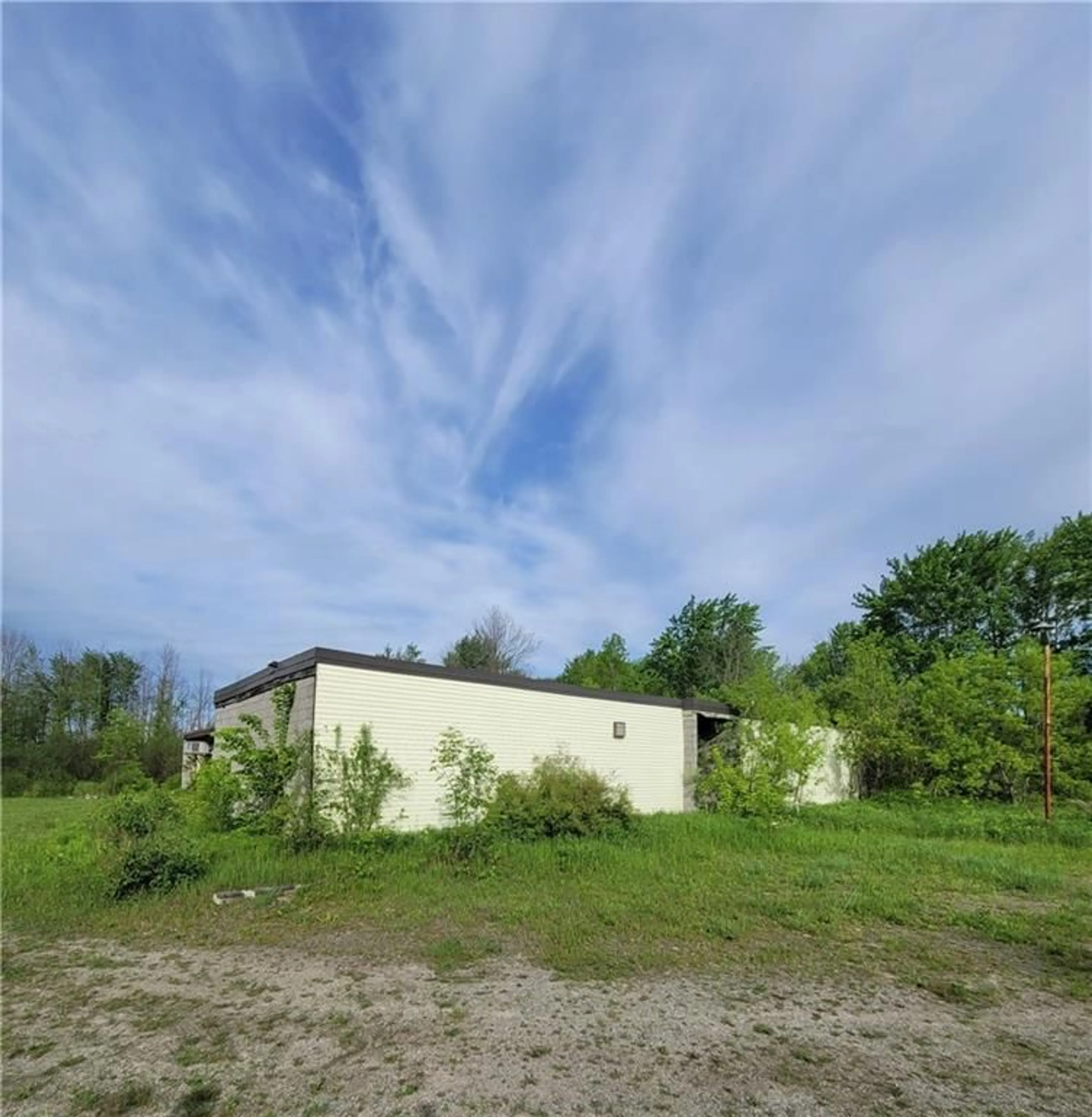 Outside view for 4122 COUNTY ROAD 44 Rd, Spencerville Ontario K0E 1X0
