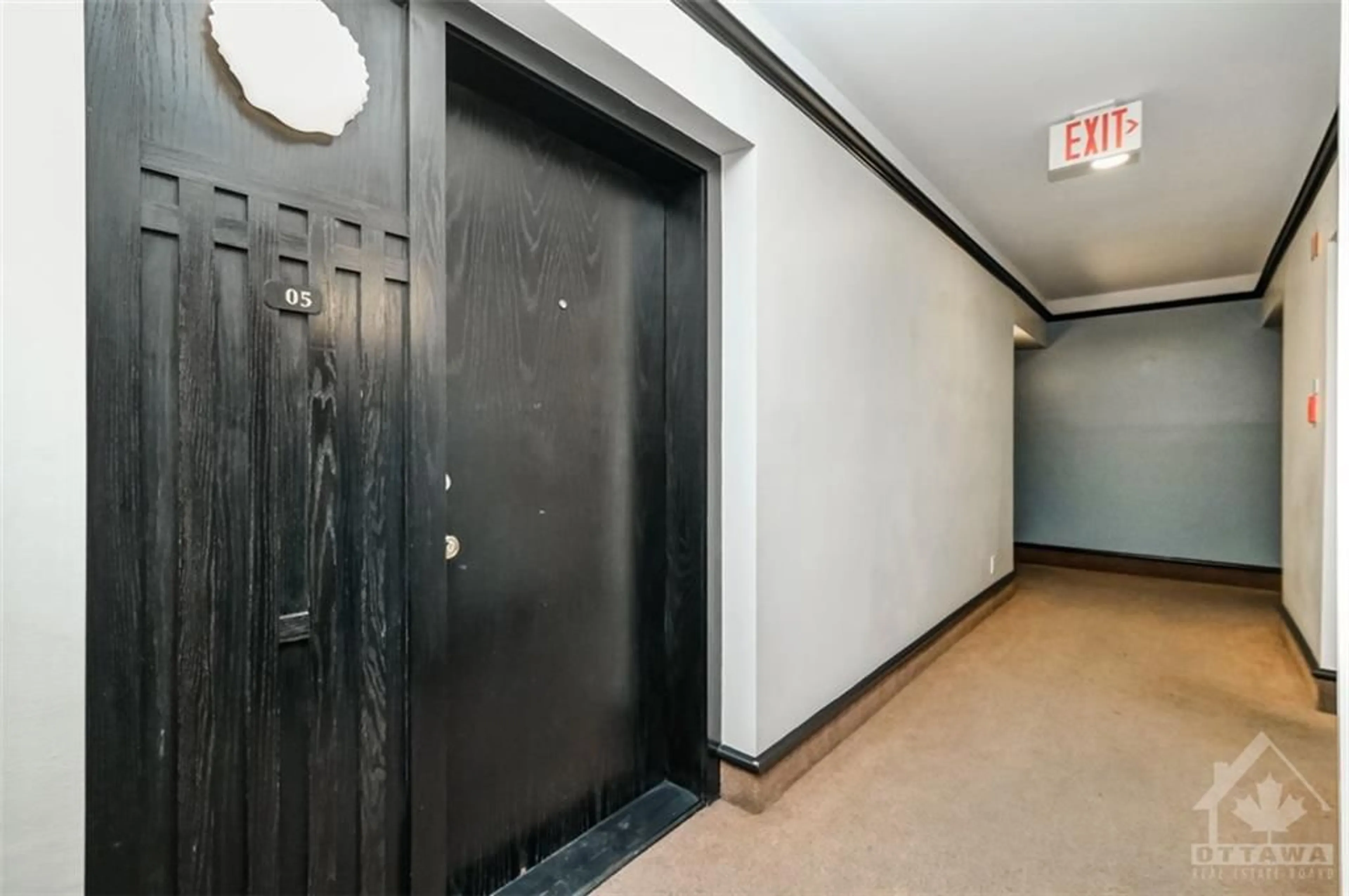 Indoor foyer, unknown floor for 499 SUNNYSIDE Ave #105, Ottawa Ontario K1S 0S8