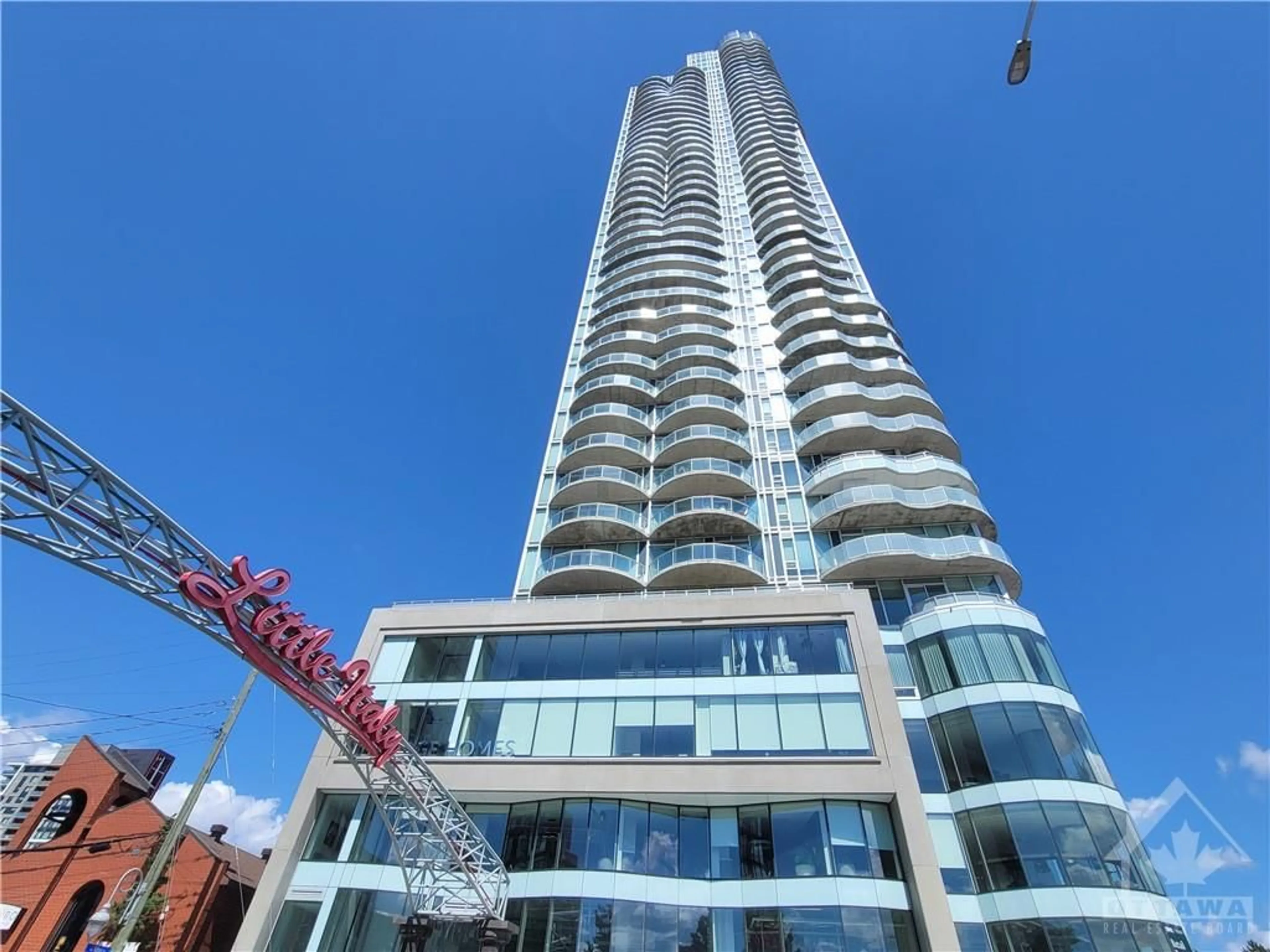 A pic from exterior of the house or condo for 805 CARLING Ave #801, Ottawa Ontario K1S 5W9