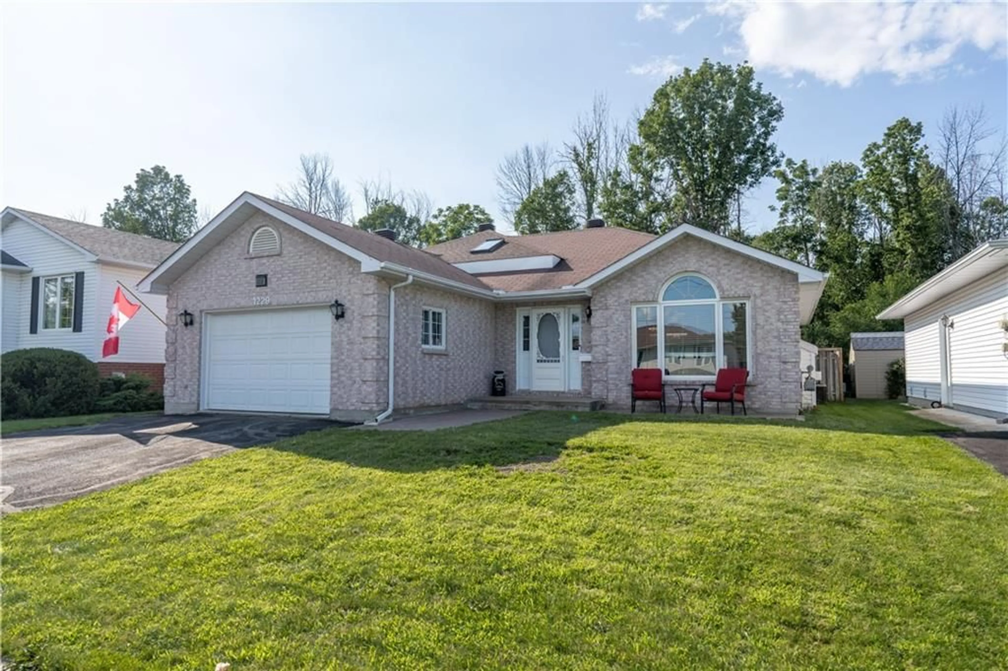 Frontside or backside of a home for 1229 DOVER Rd, Cornwall Ontario K6J 5X5