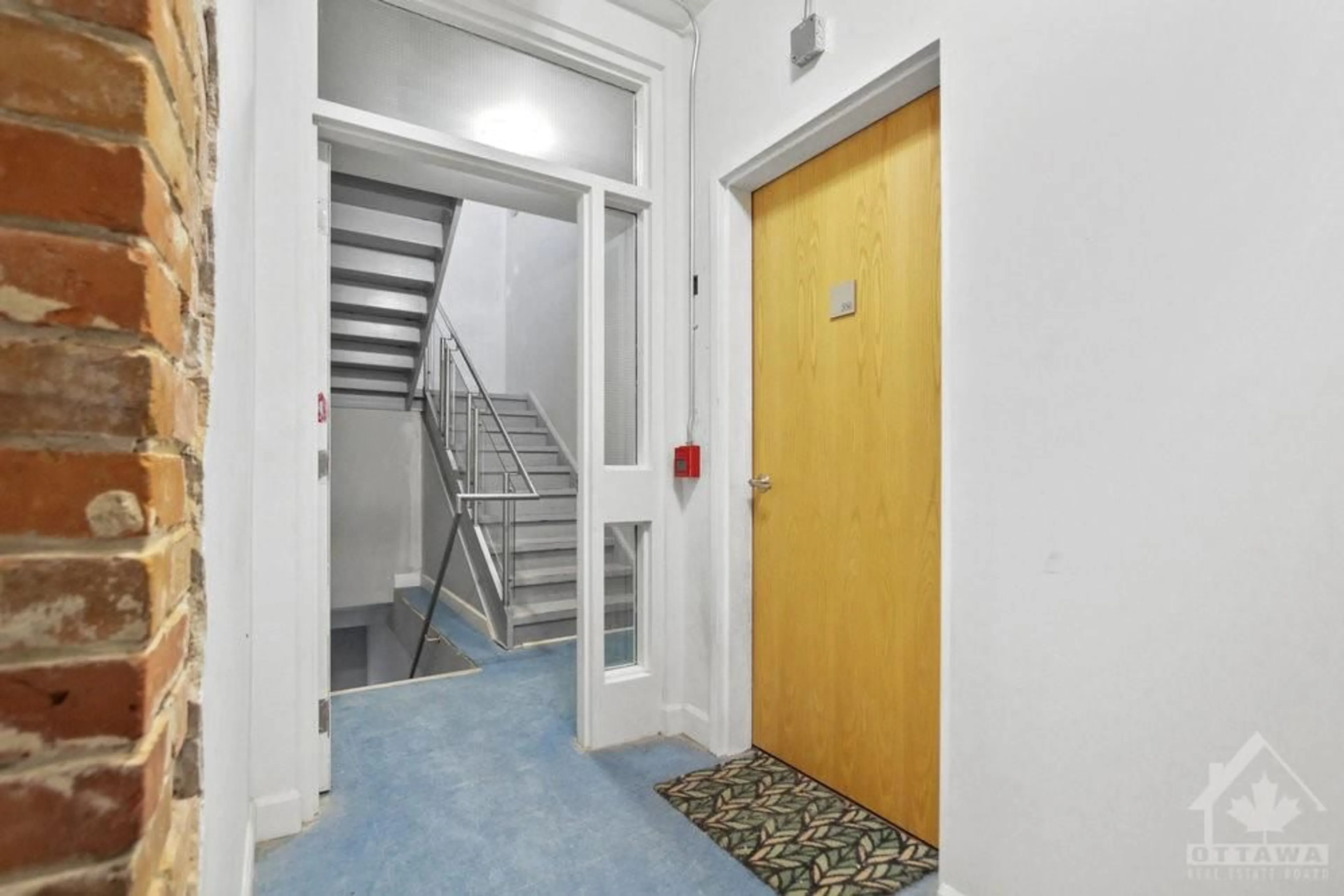 Indoor foyer, unknown floor for 65 MILL St #206, Almonte Ontario K0A 1A0