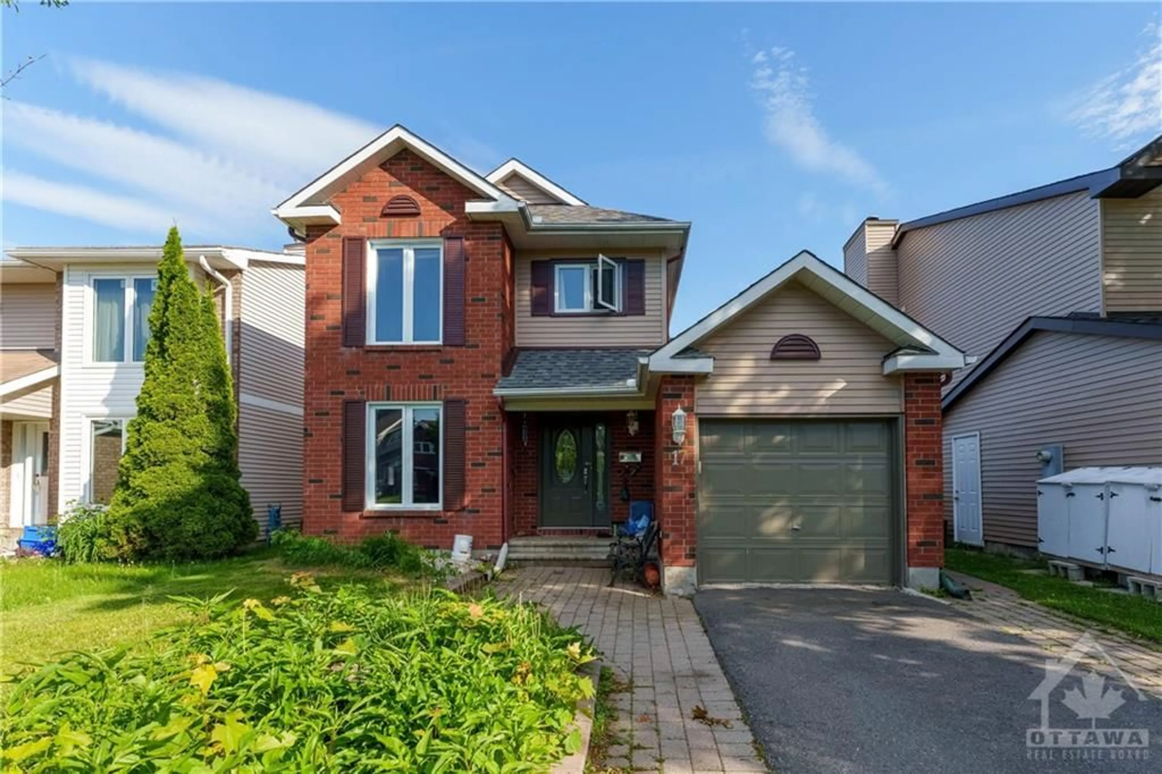 Home with brick exterior material for 17 SOVEREIGN Ave, Ottawa Ontario K2G 4Y1