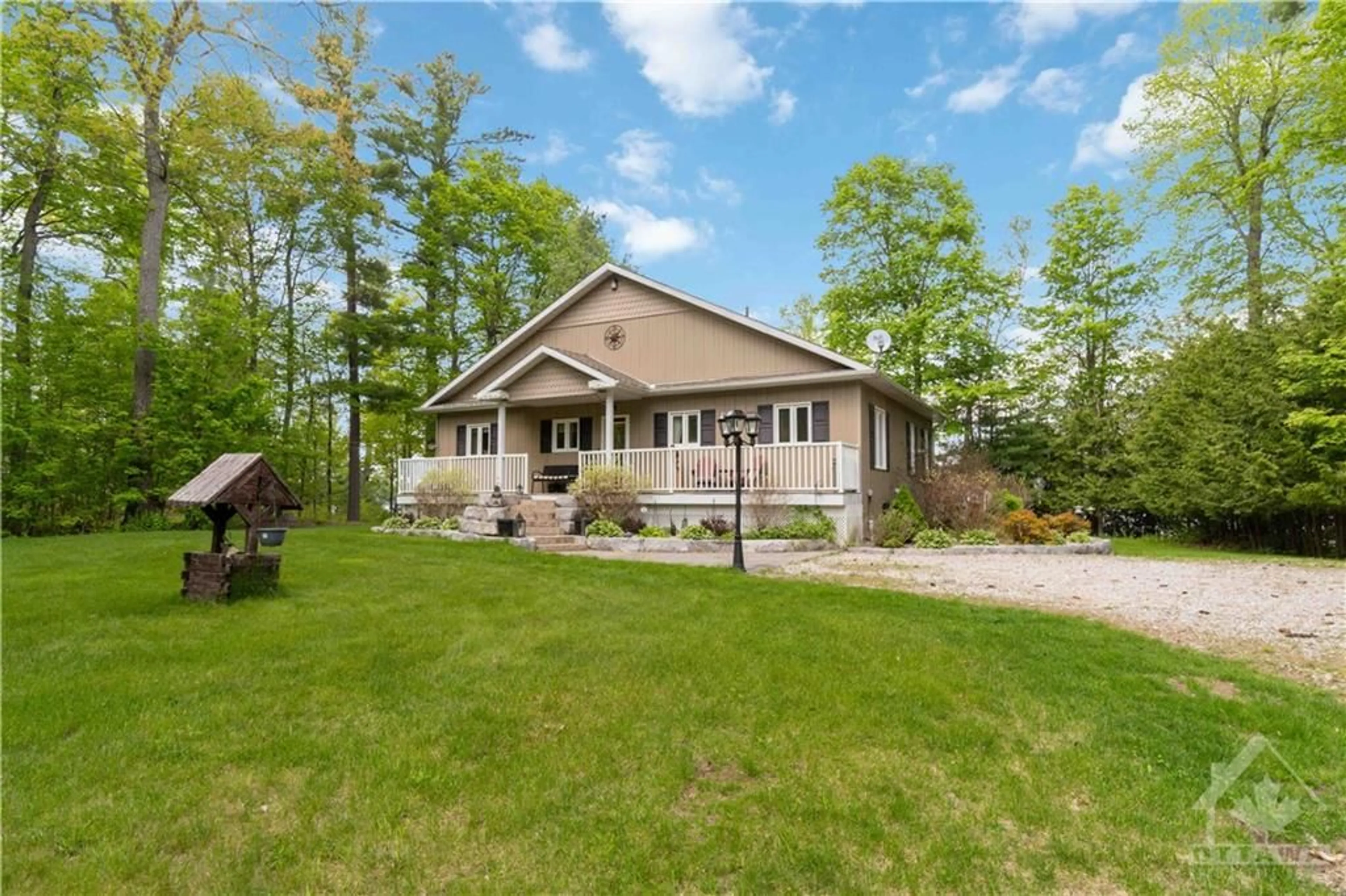 Cottage for 1096 SNYE Rd, White Lake Ontario K0A 3L0