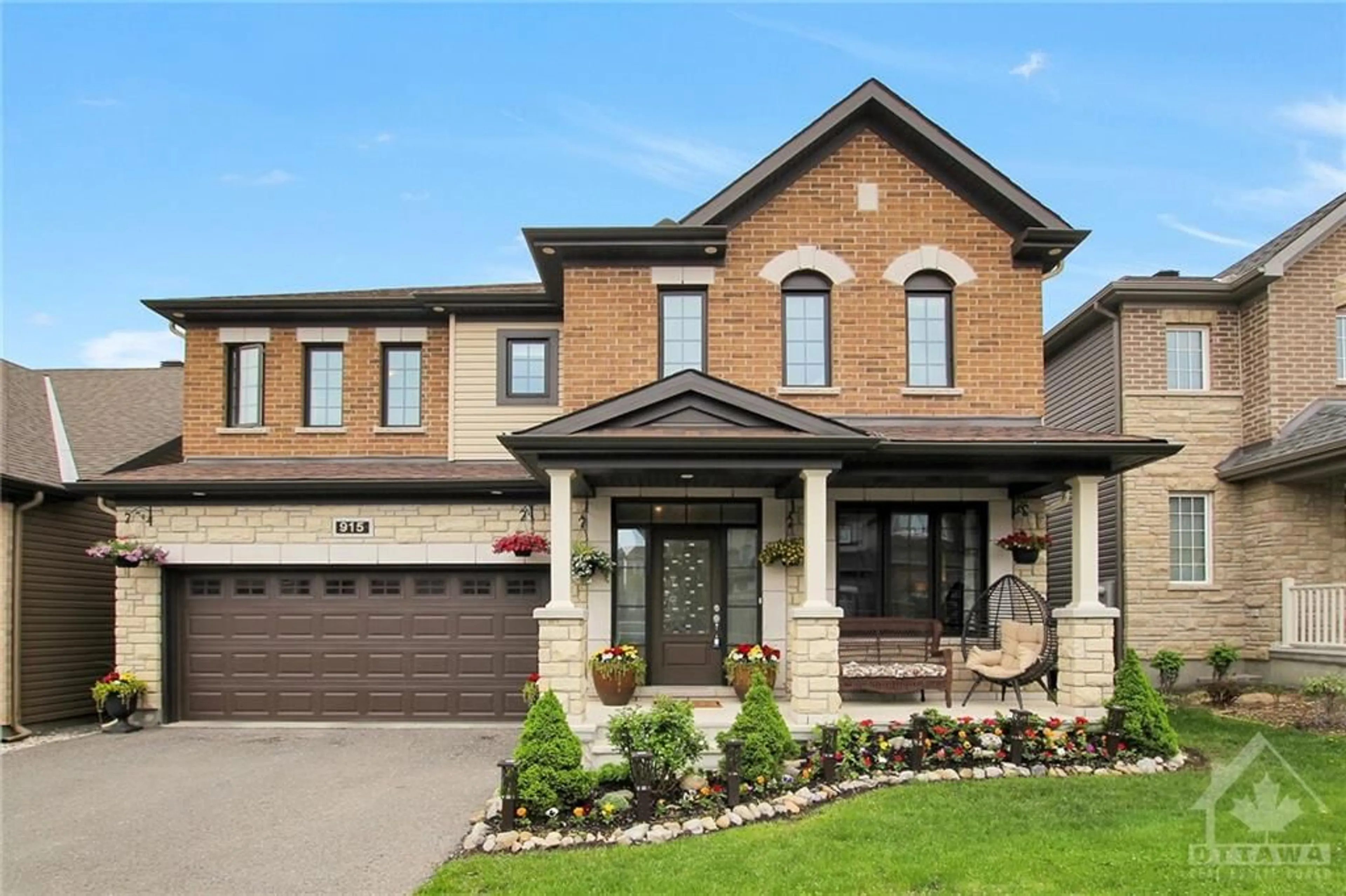 Home with brick exterior material for 915 GUINNESS Cres, Ottawa Ontario K2J 6G8