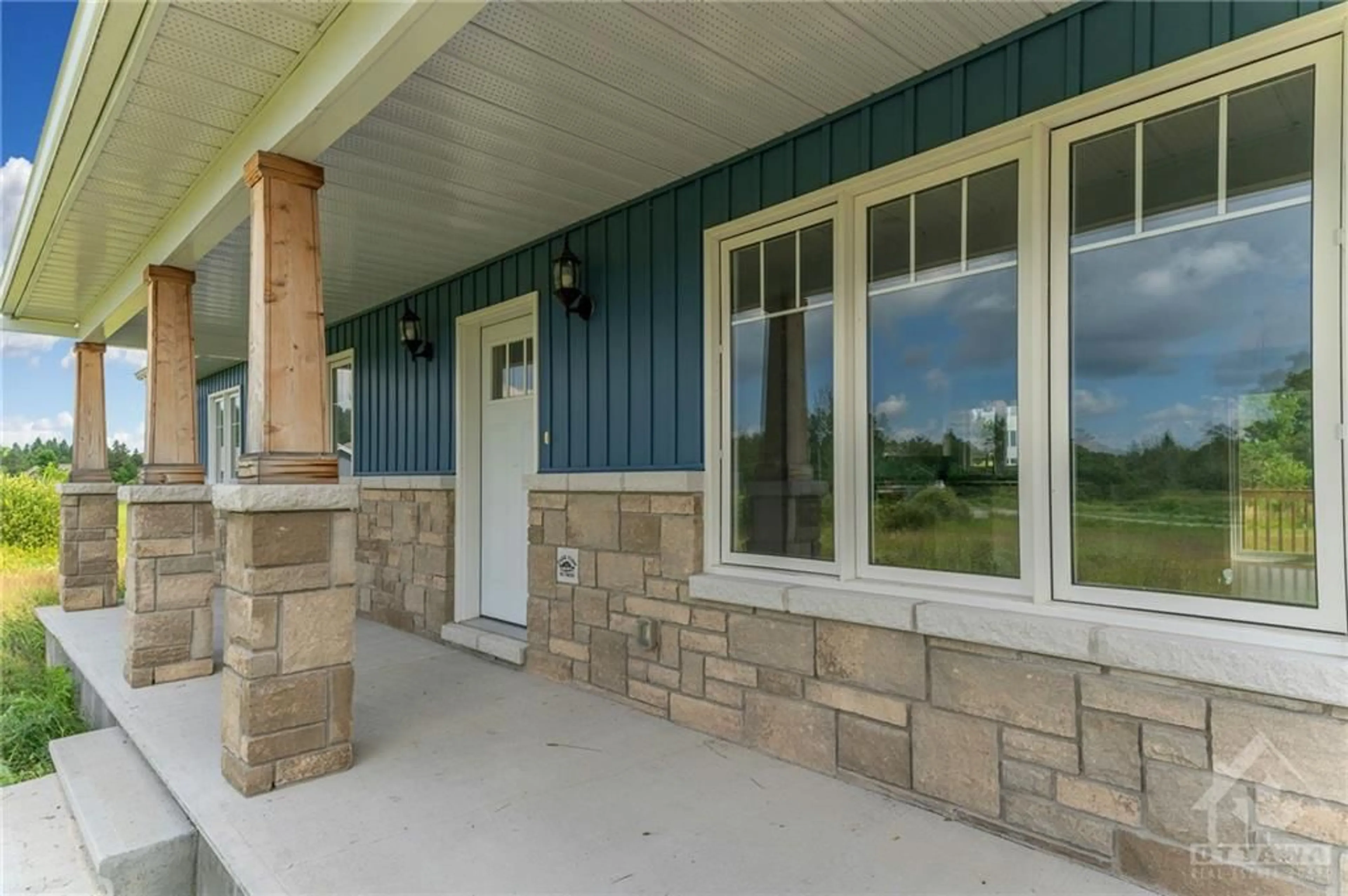 Indoor entryway for 108 GILLIES CORNERS SIDE Rd, Beckwith Ontario K7A 4S7