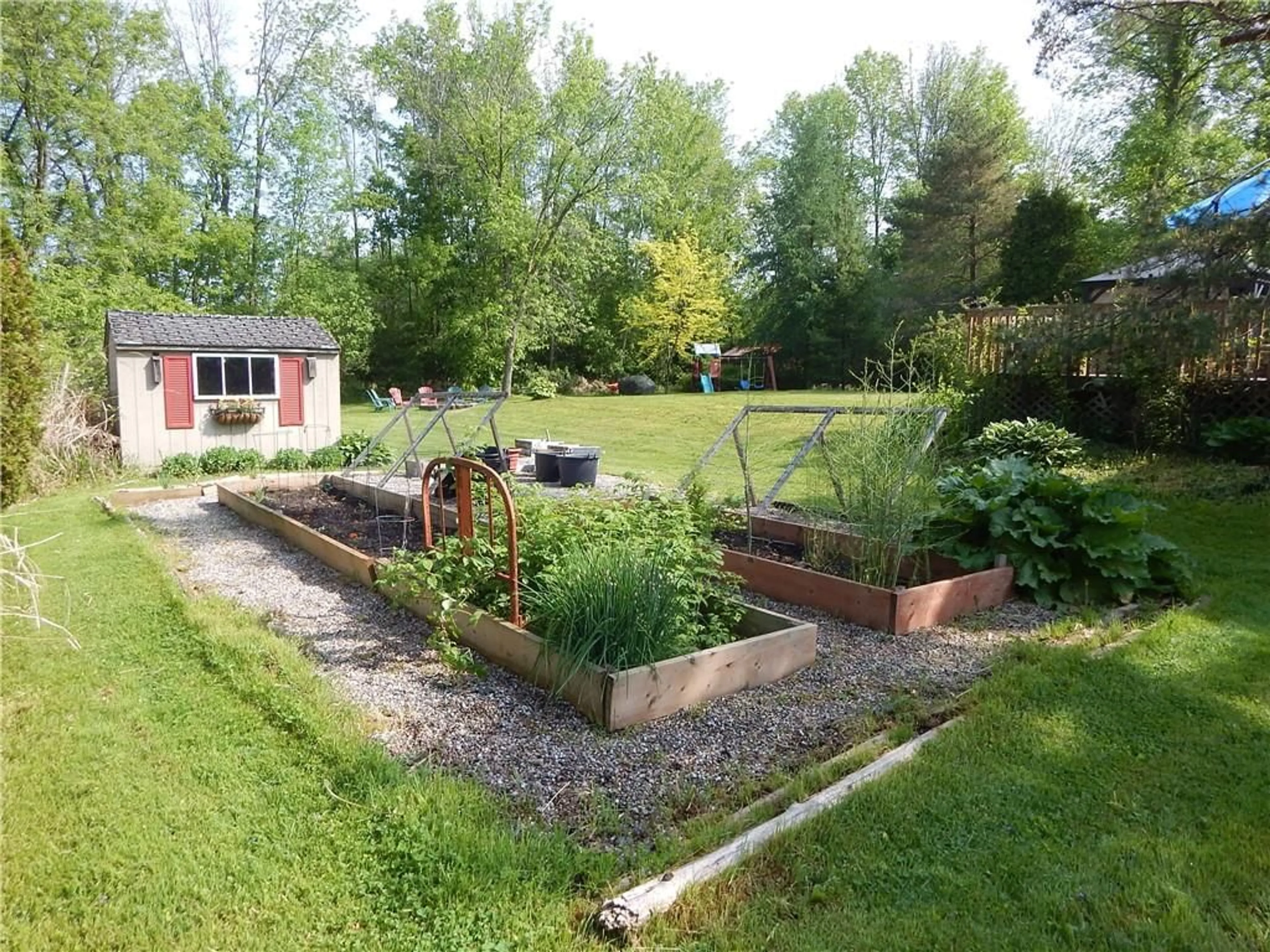 Patio for 7 LOYALIST Cres, Ingleside Ontario K0C 1M0