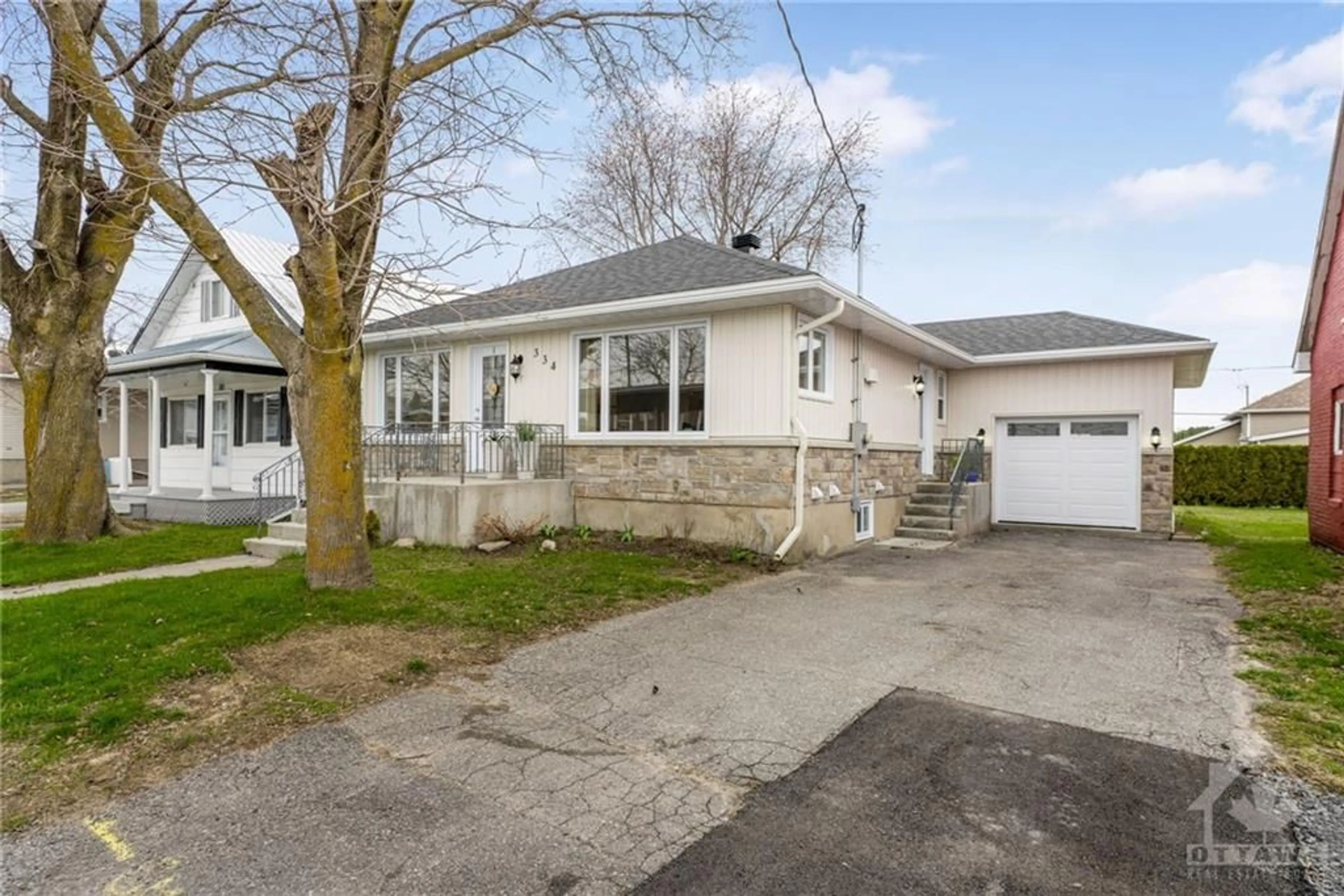 Frontside or backside of a home for 334 TELEGRAPH St, Alfred Ontario K0B 1A0