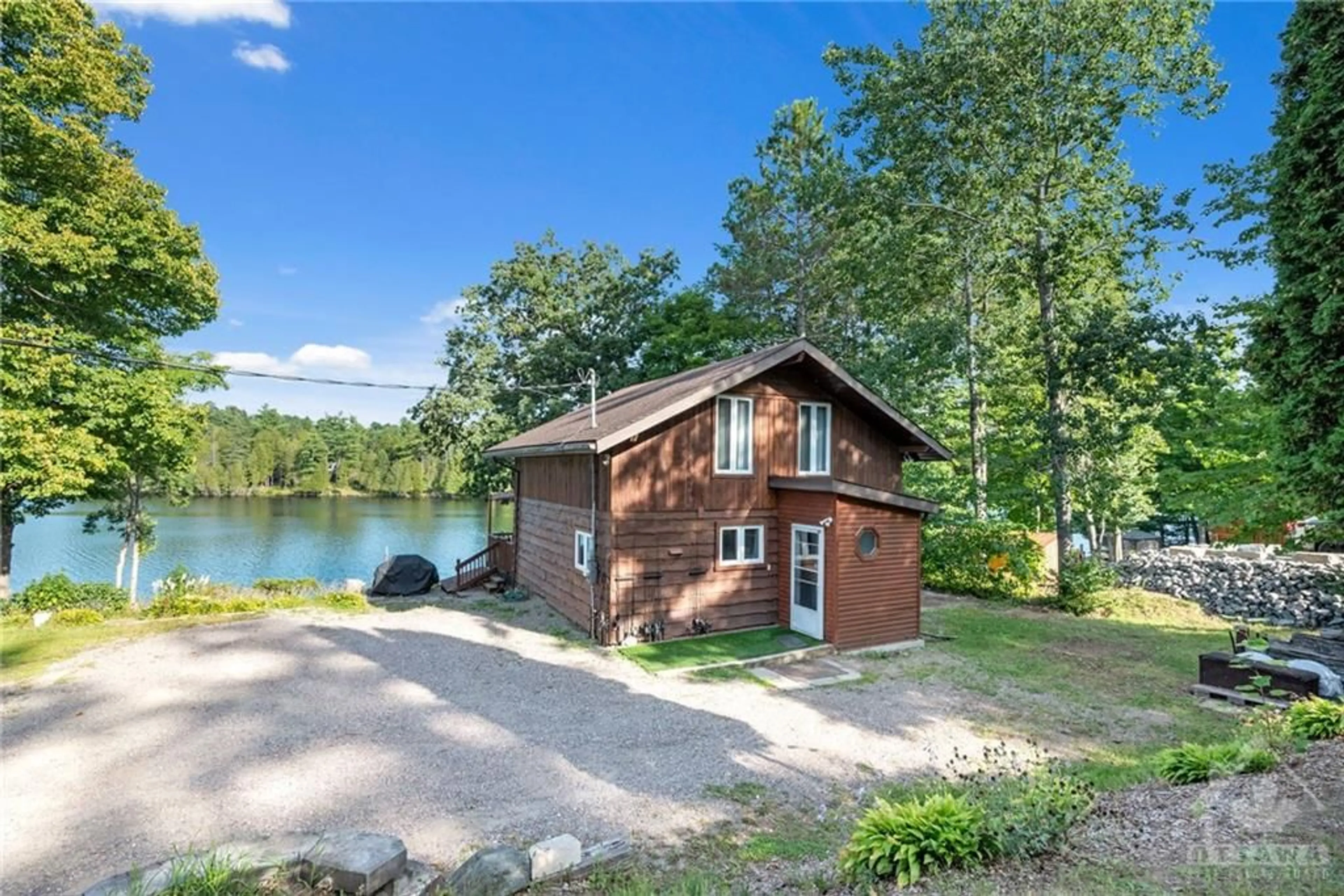 Cottage for 3577 CALABOGIE Rd, Greater Madawaska Ontario K0J 1H0