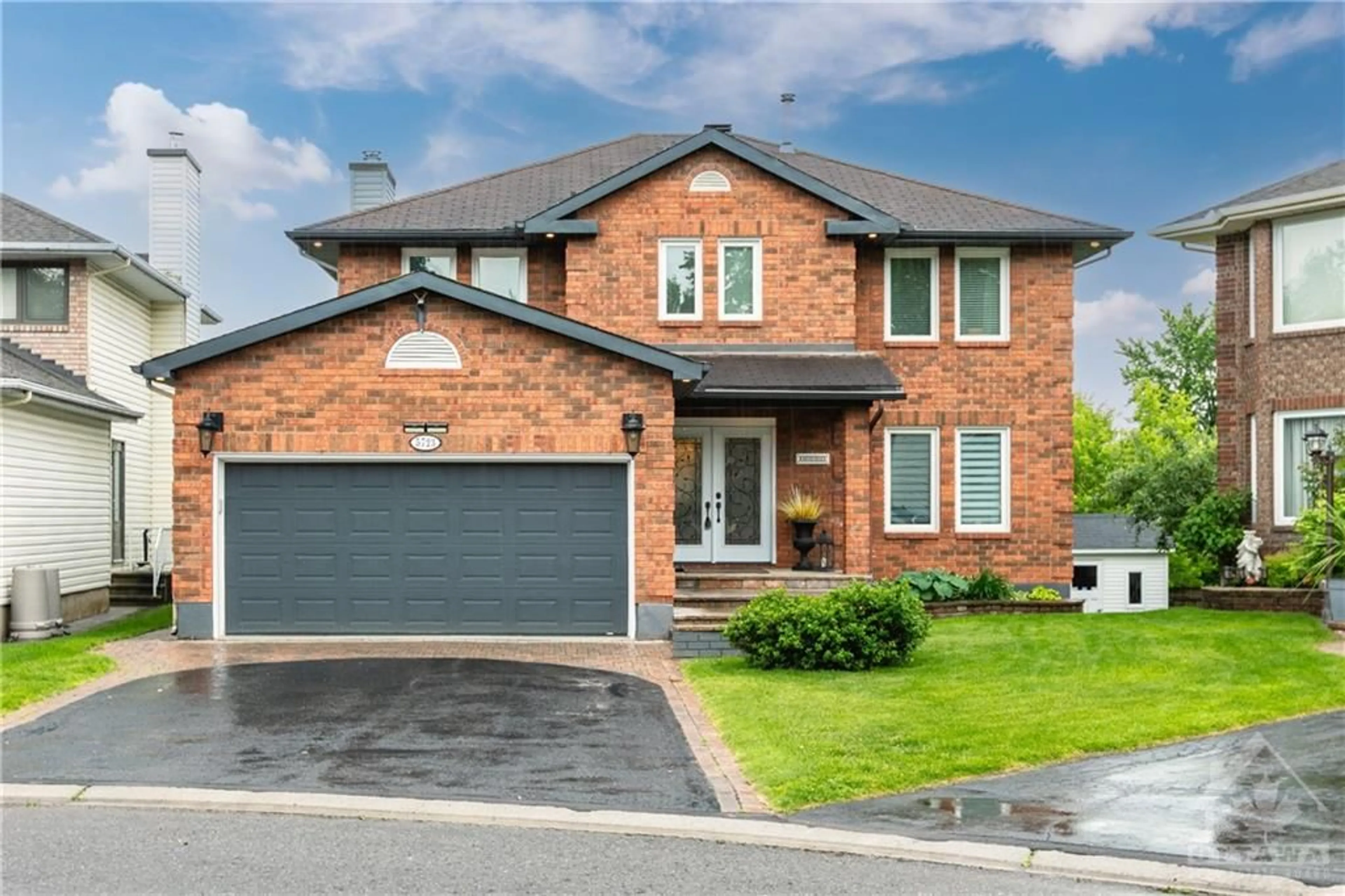 Home with brick exterior material for 5723 KEMPLANE Crt, Ottawa Ontario K1W 1B8
